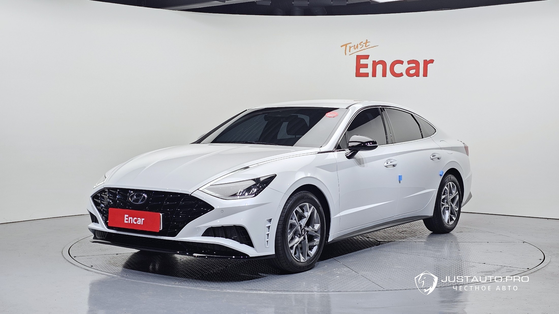 Автомобиль Hyundai Sonata