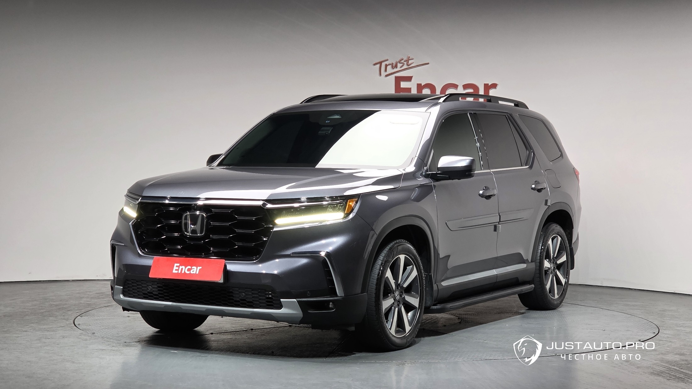 Автомобиль Honda Pilot