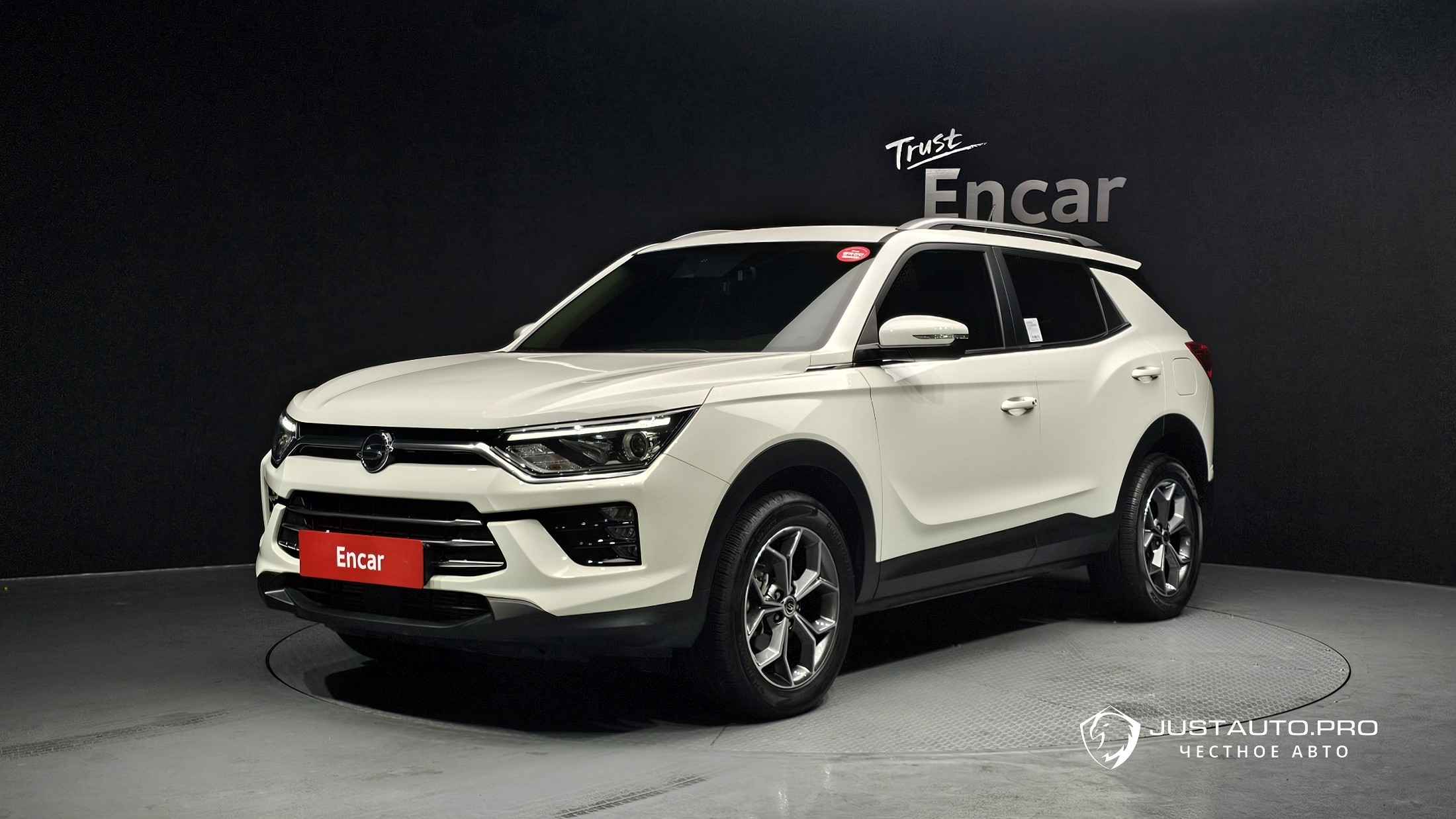 Автомобиль KG_Mobility_Ssangyong KORANDO