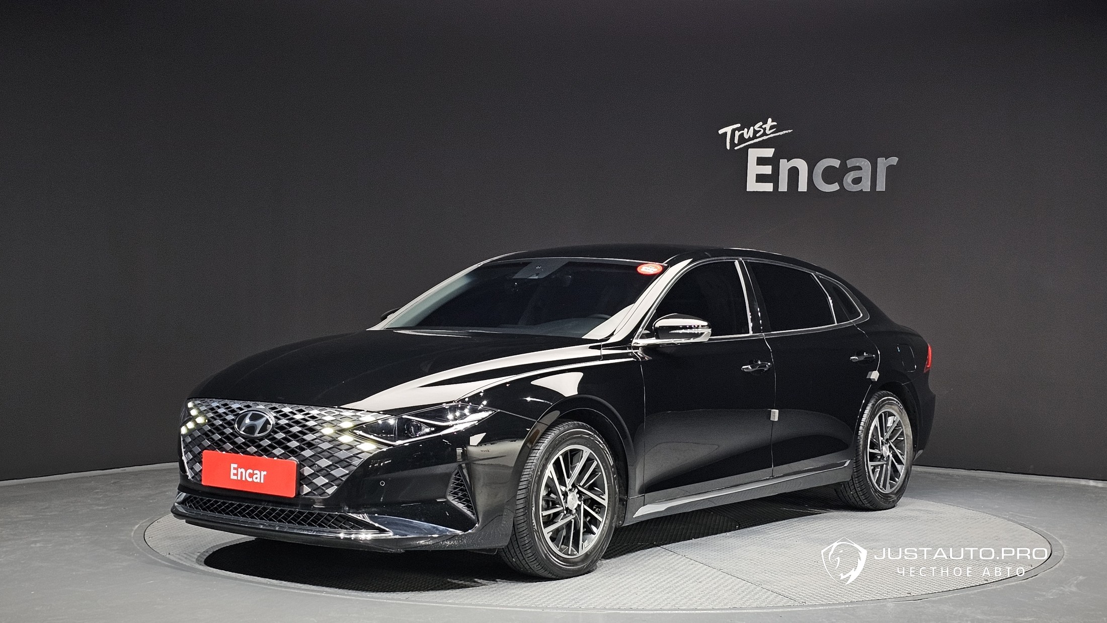 Автомобиль Hyundai Grandeur