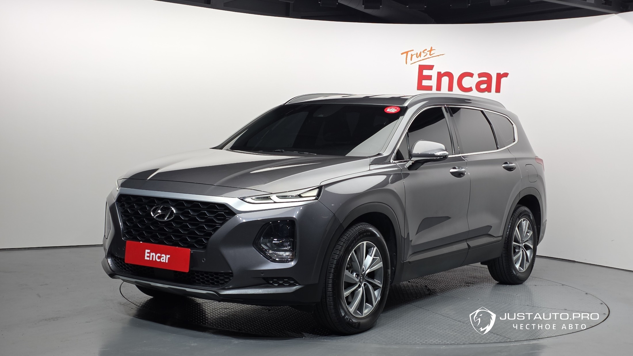 Автомобиль Hyundai Santafe