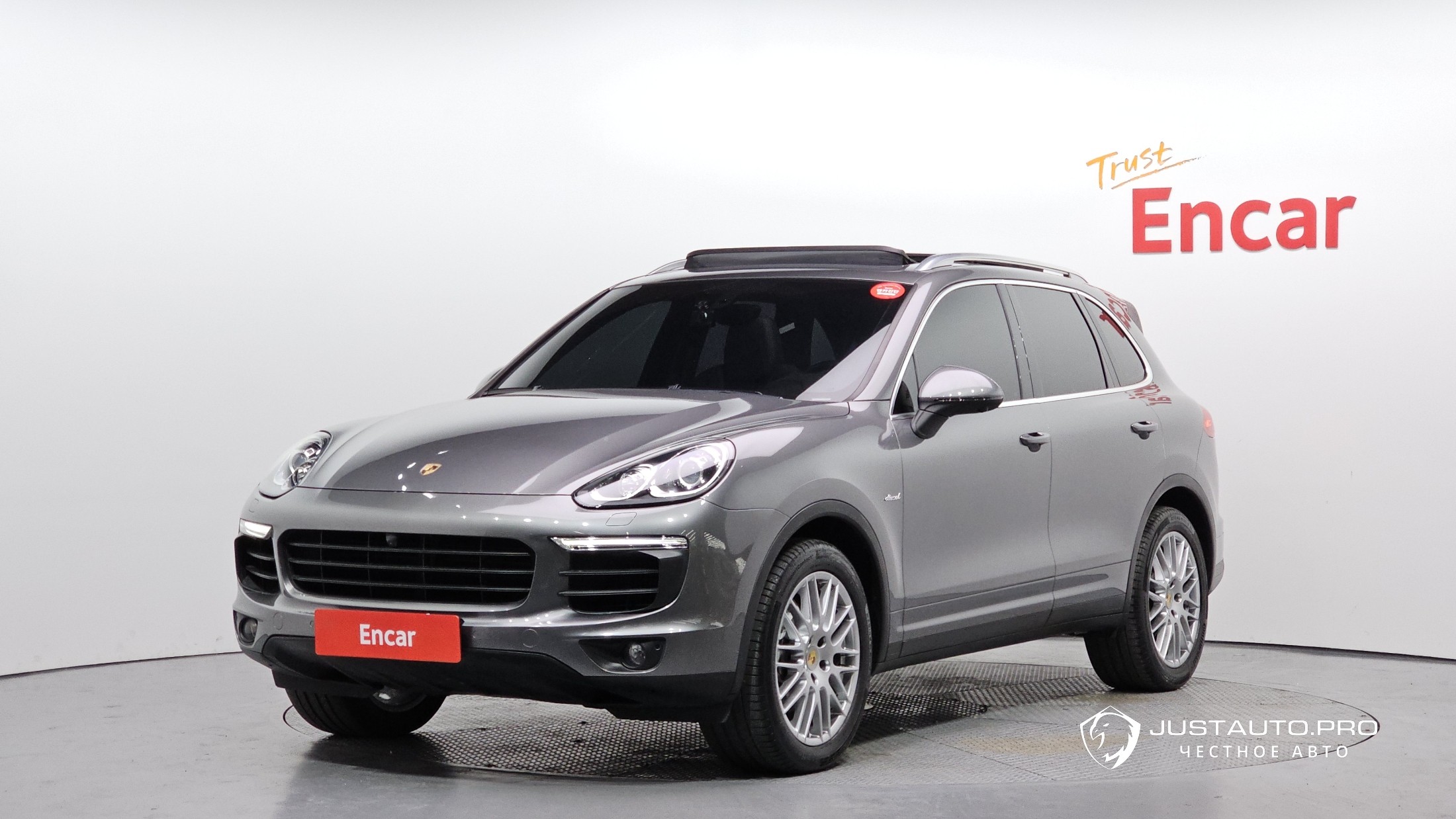Автомобиль Porsche Cayenne