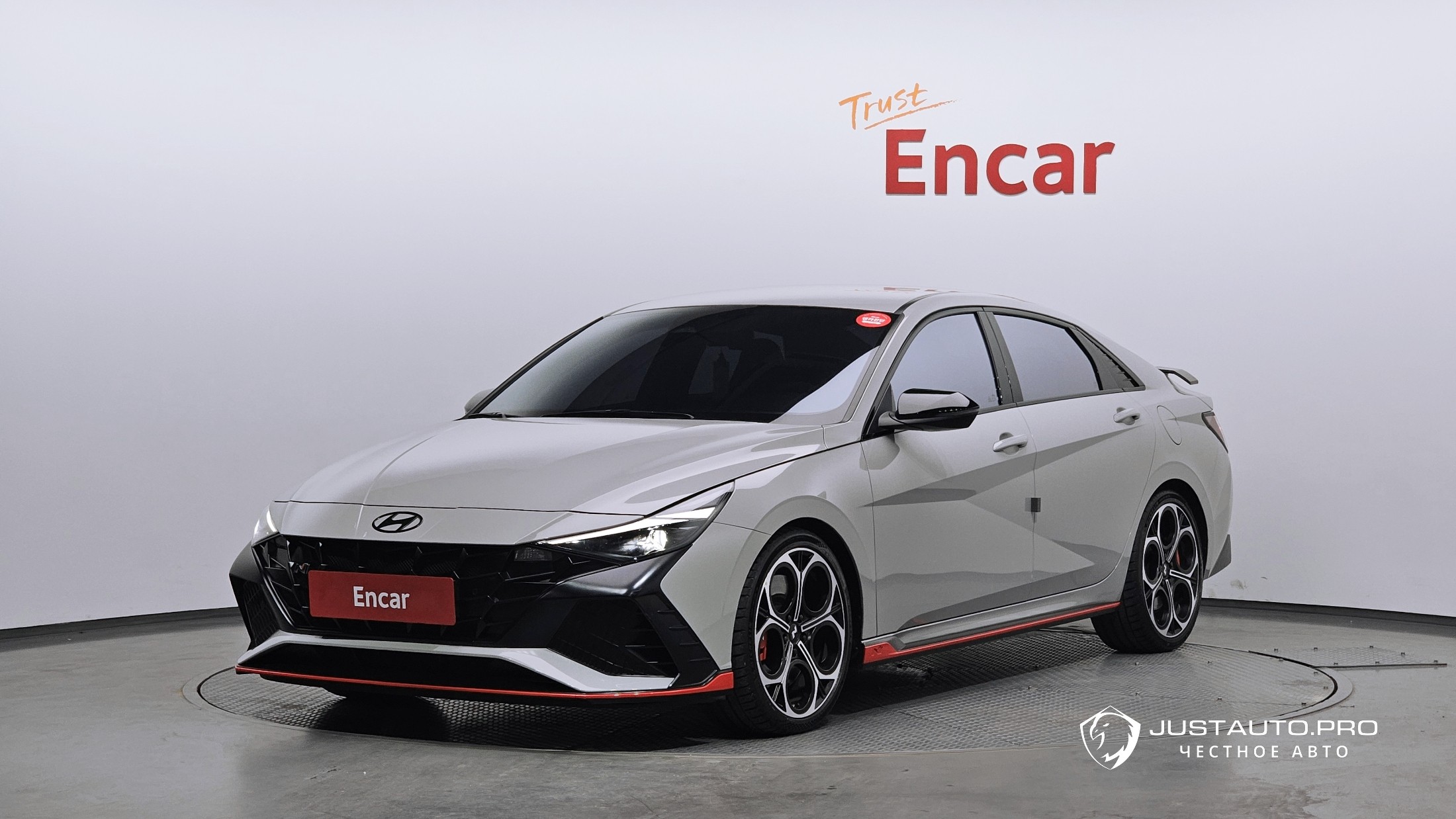 Автомобиль Hyundai AVANTE