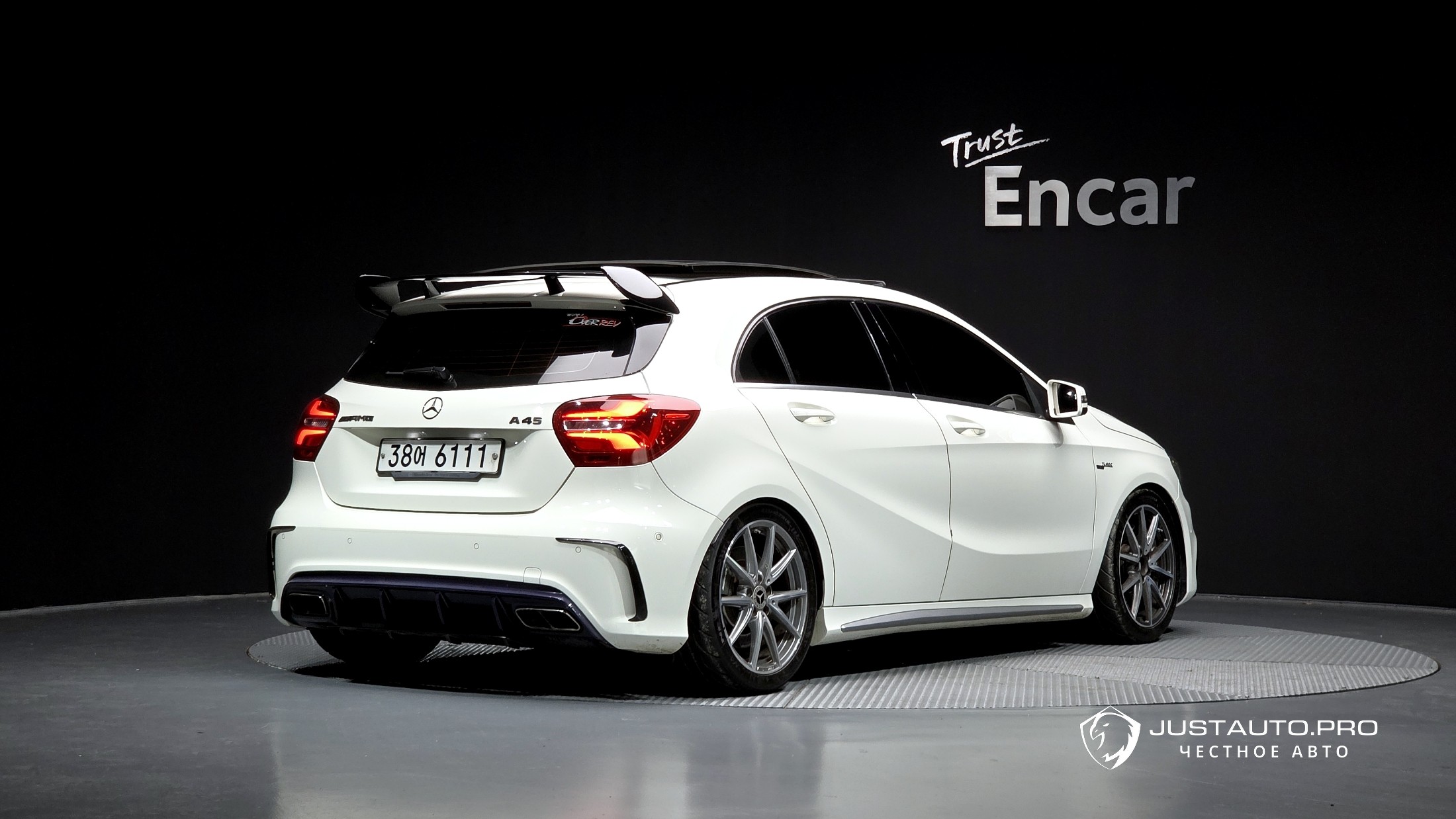 Автомобиль Mercedes-Benz A-Class