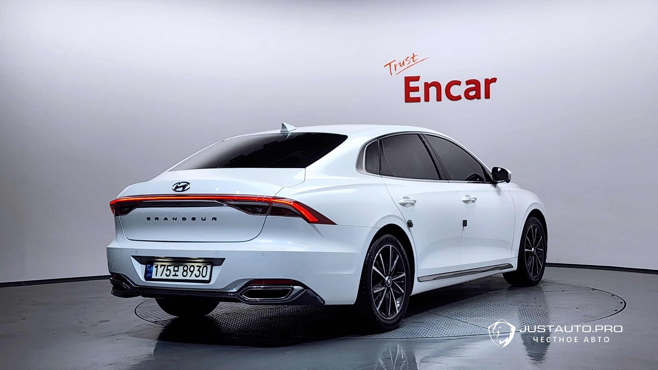 Автомобиль Hyundai Grandeur