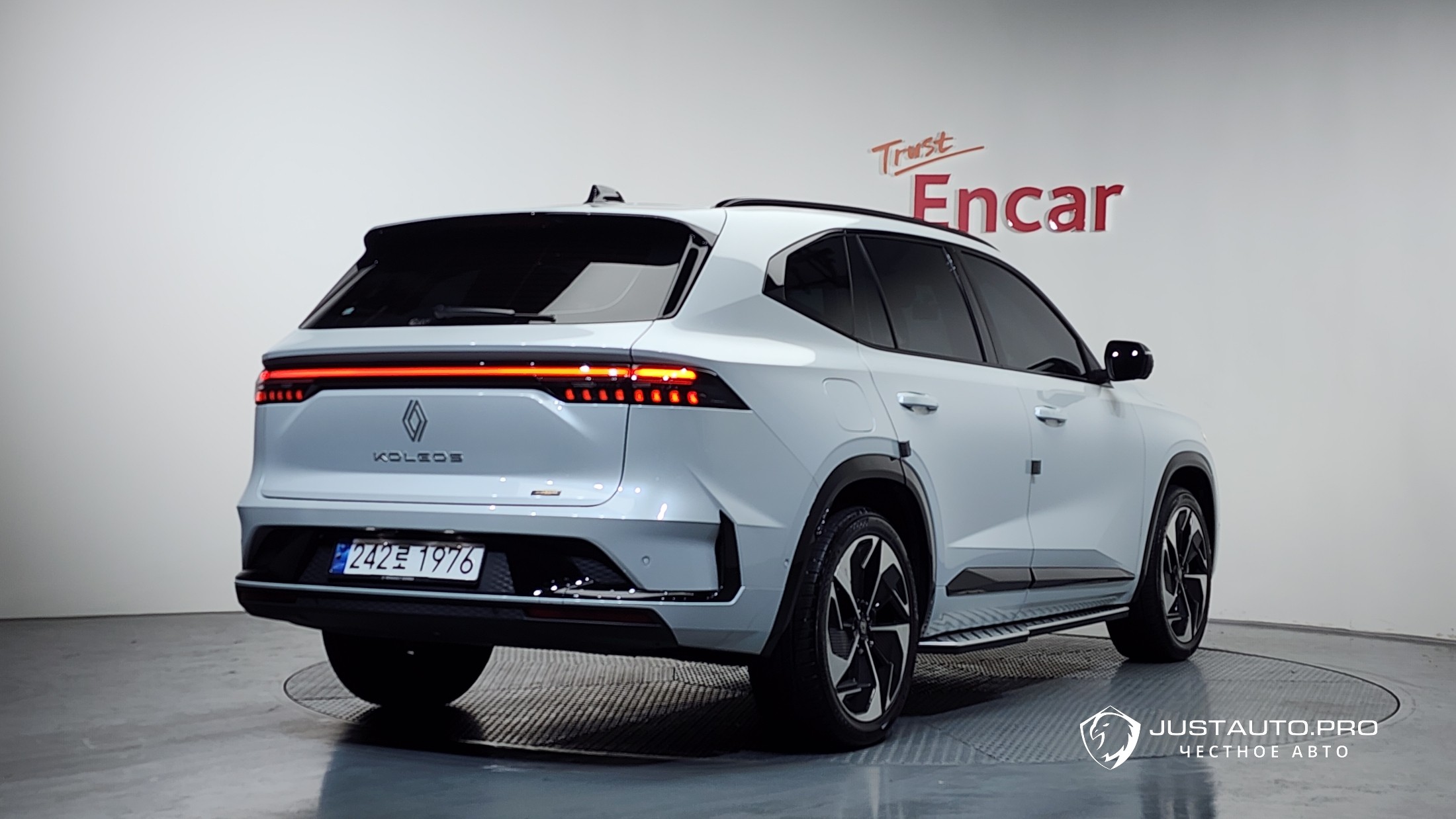 Автомобиль Renault-KoreaSamsung Grand Koleos