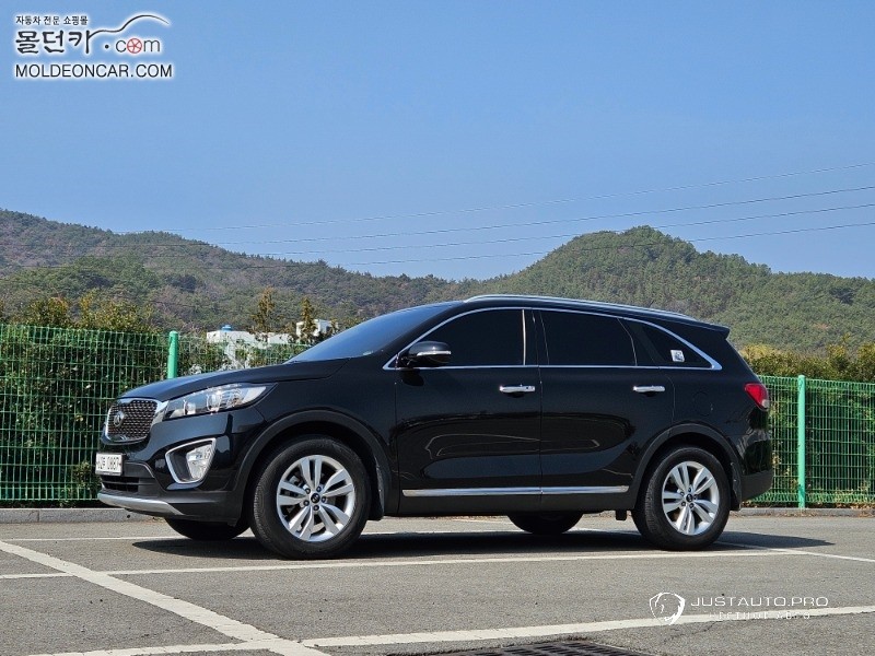 Автомобиль Kia Sorento