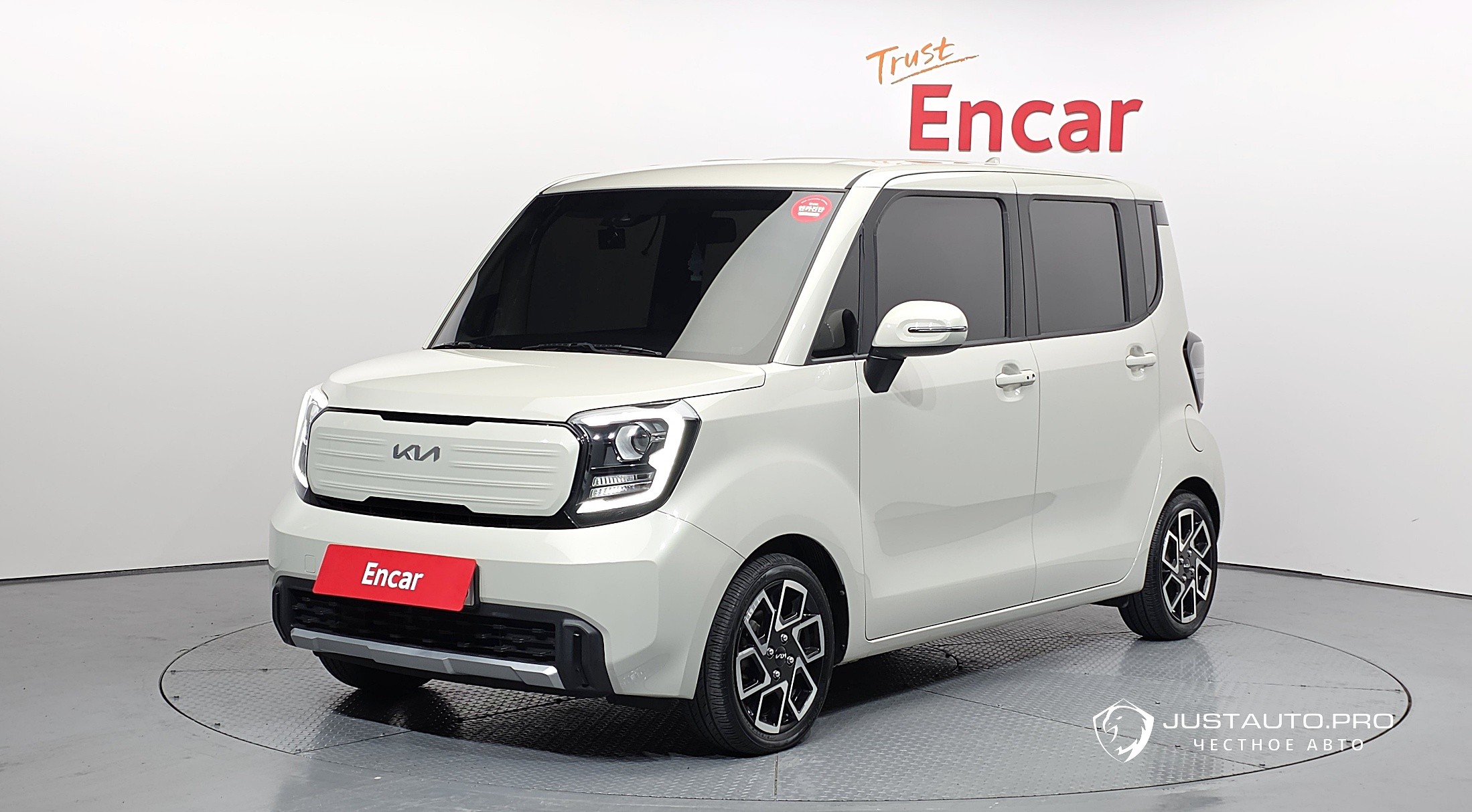Автомобиль Kia RAY