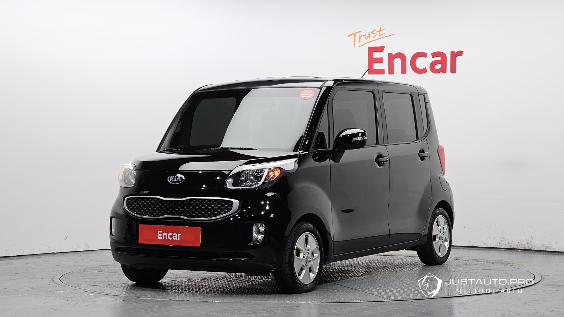 Автомобиль Kia RAY