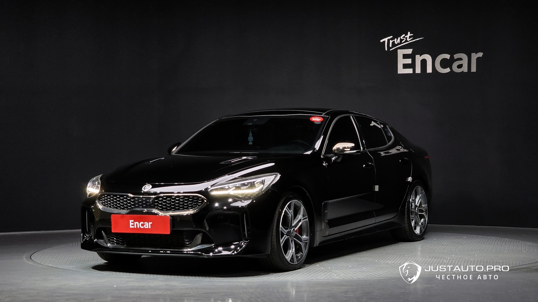 Автомобиль Kia Stinger