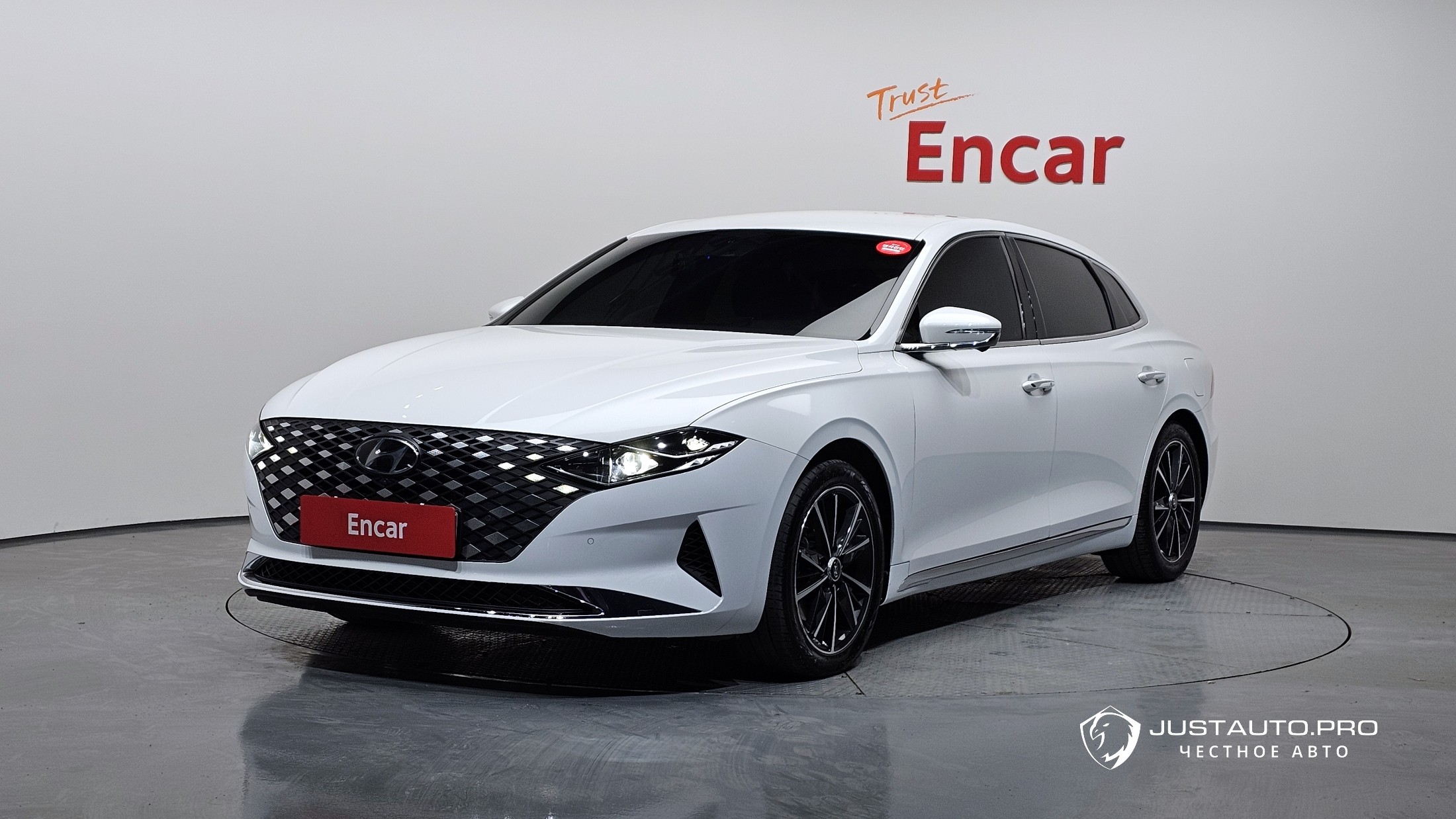 Автомобиль Hyundai Grandeur