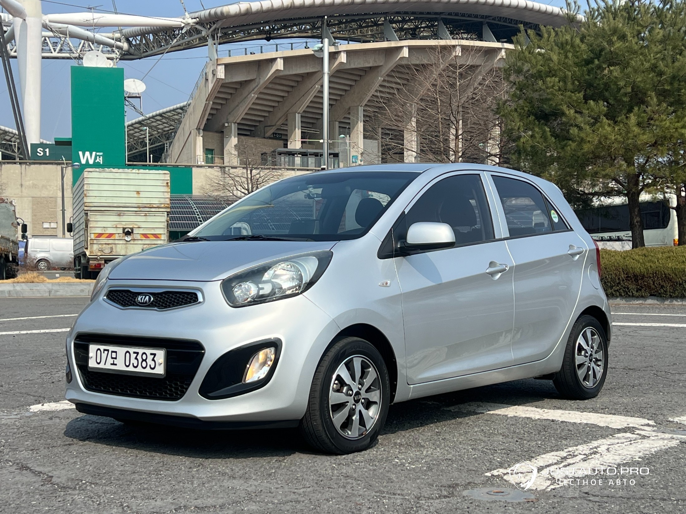 Автомобиль Kia morning