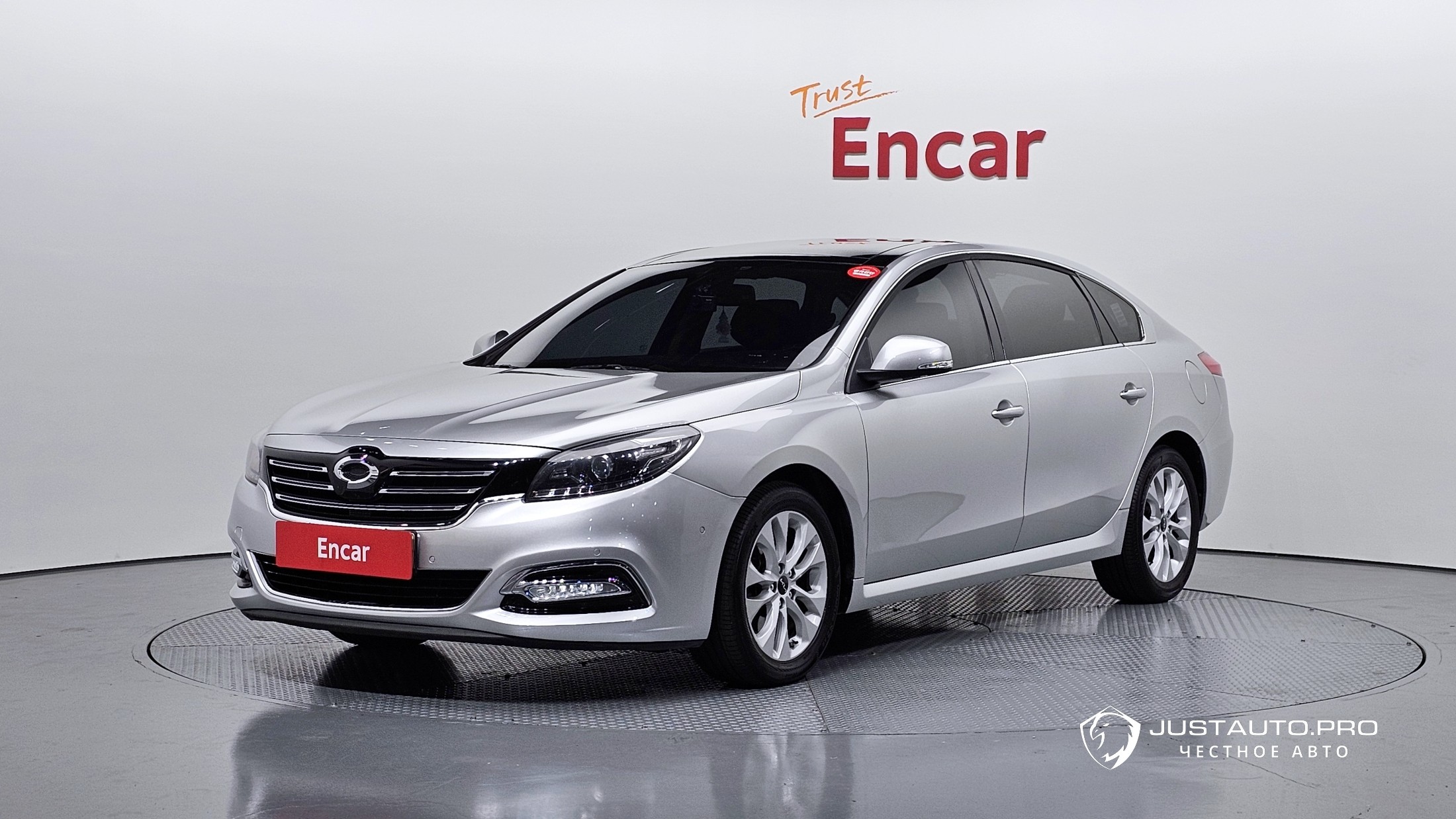 Автомобиль Renault-KoreaSamsung SM7