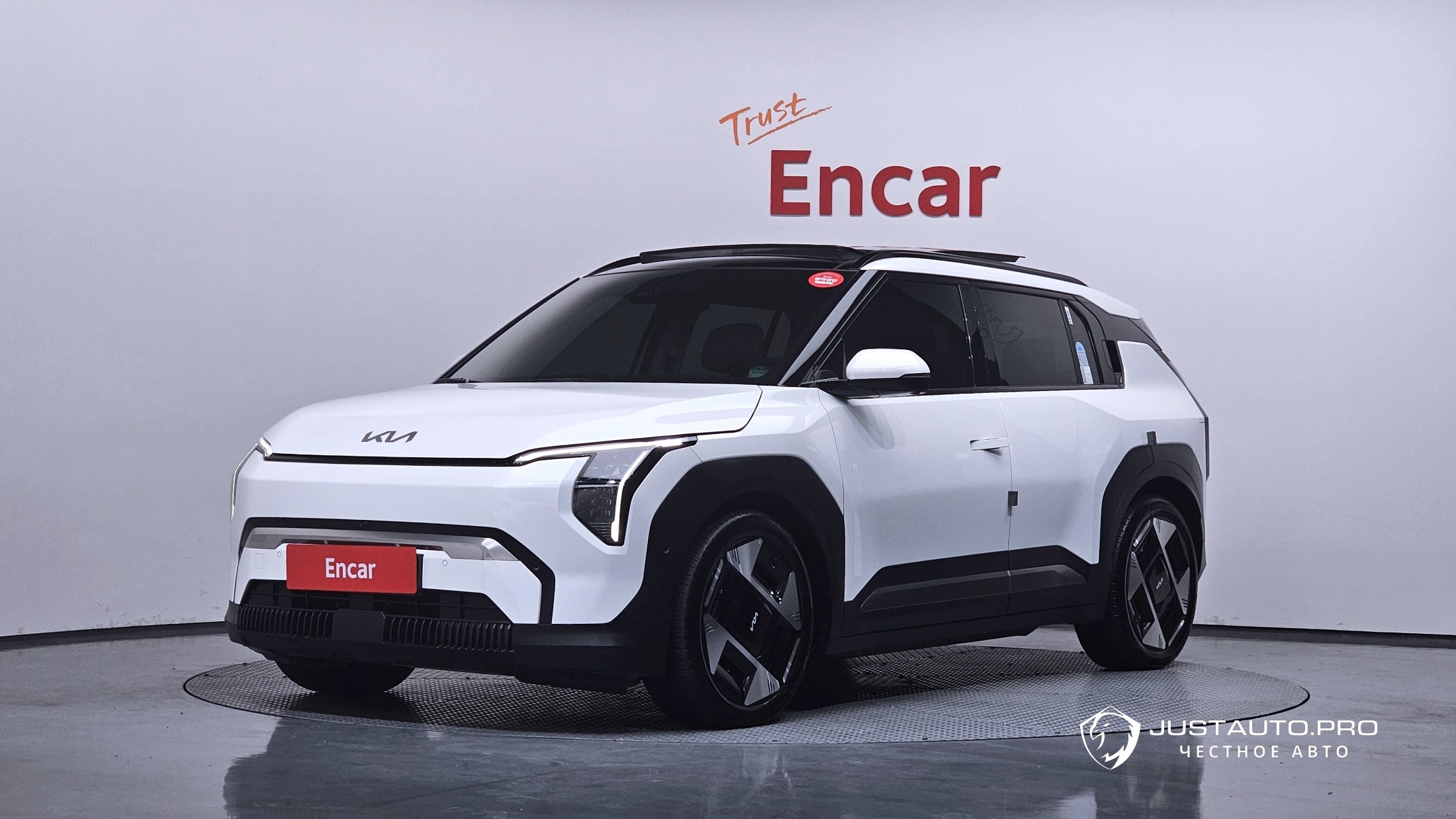 Автомобиль Kia EV3