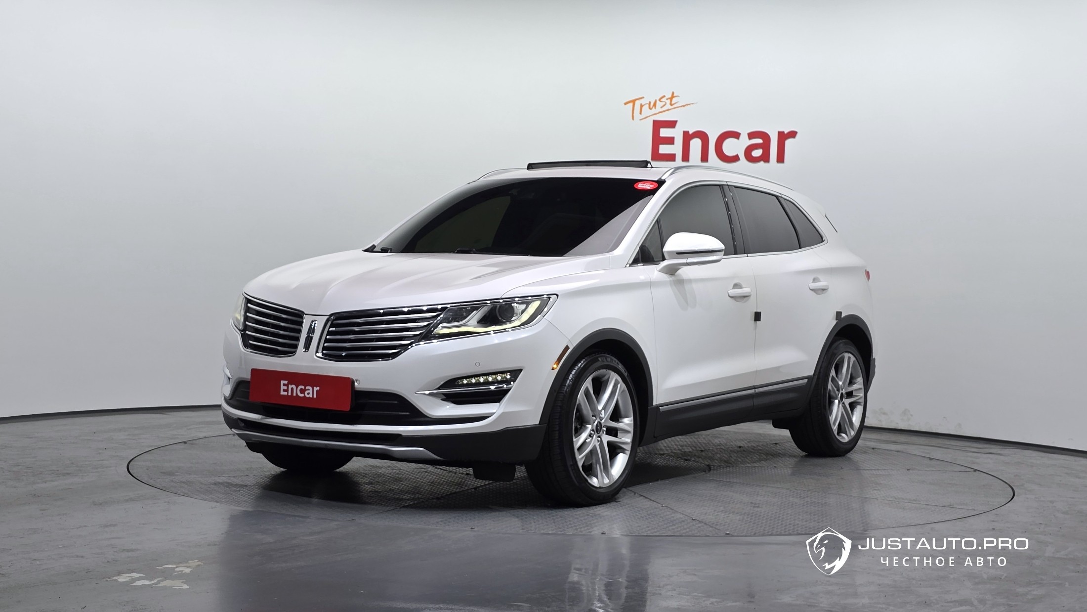 Автомобиль Lincoln MKC