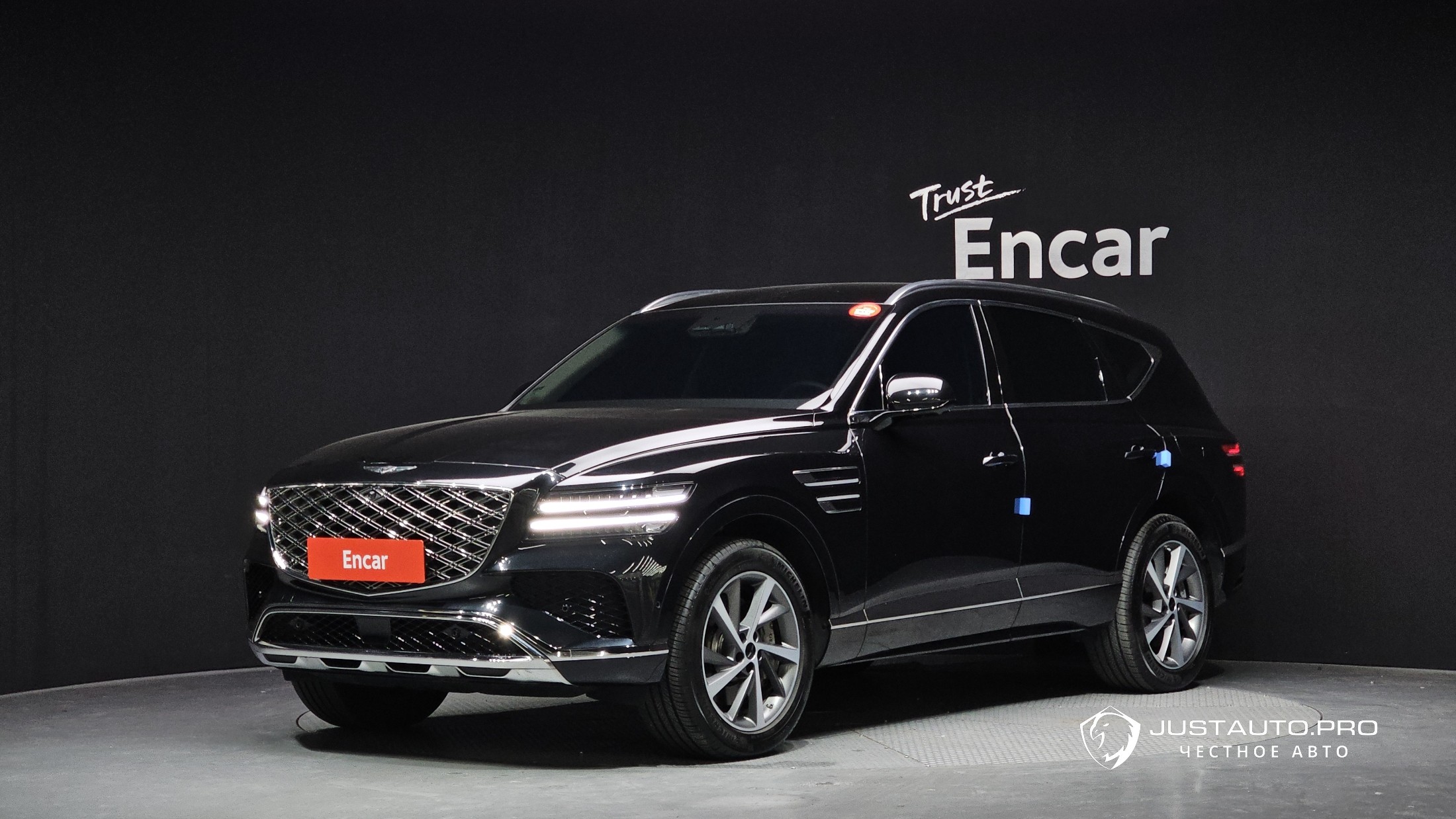 Автомобиль Genesis GV80