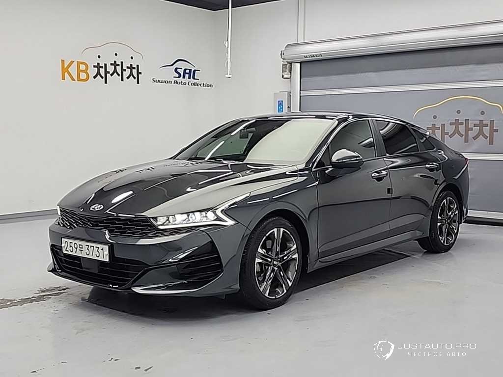 Автомобиль Kia K5