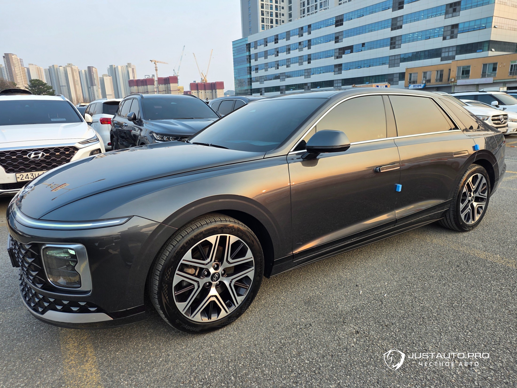 Автомобиль Hyundai Grandeur