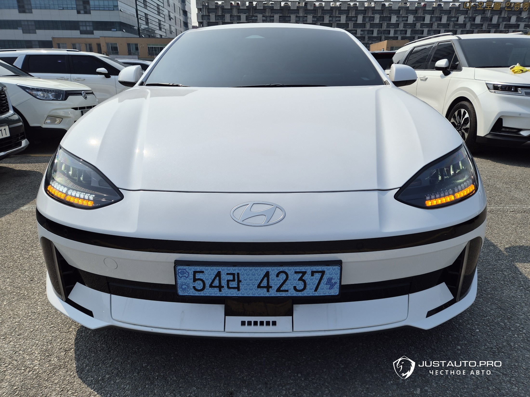 Автомобиль Hyundai Ioniq6