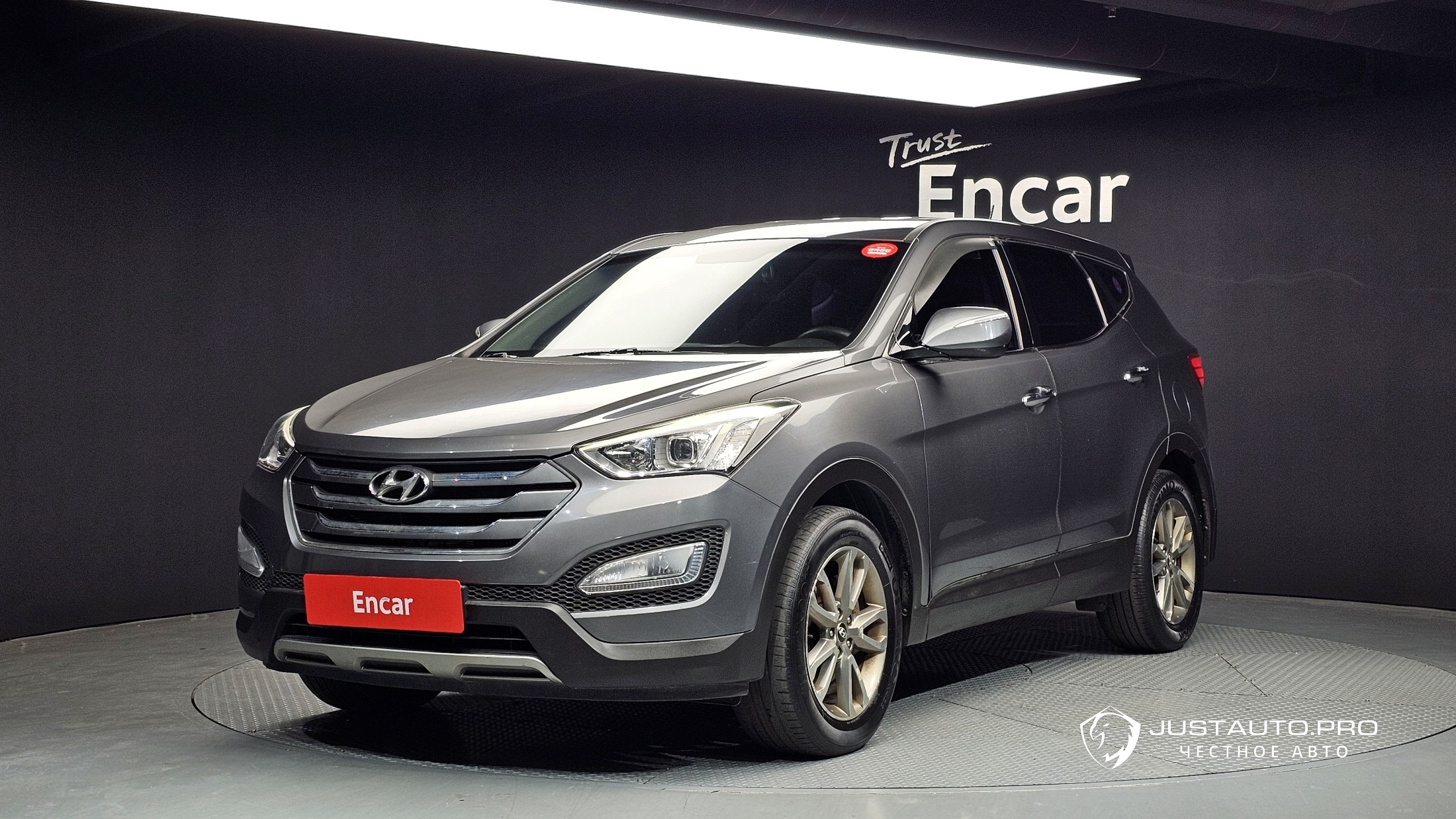 Автомобиль Hyundai Santafe