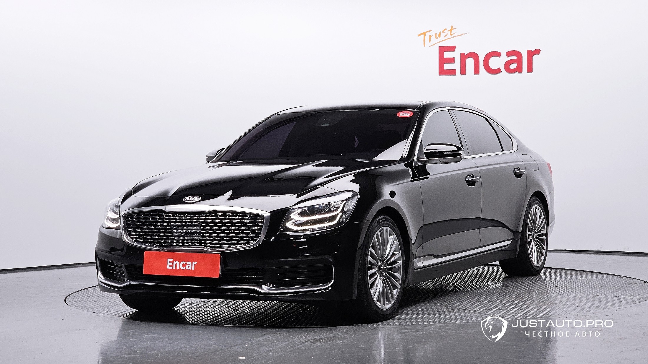 Автомобиль Kia K9