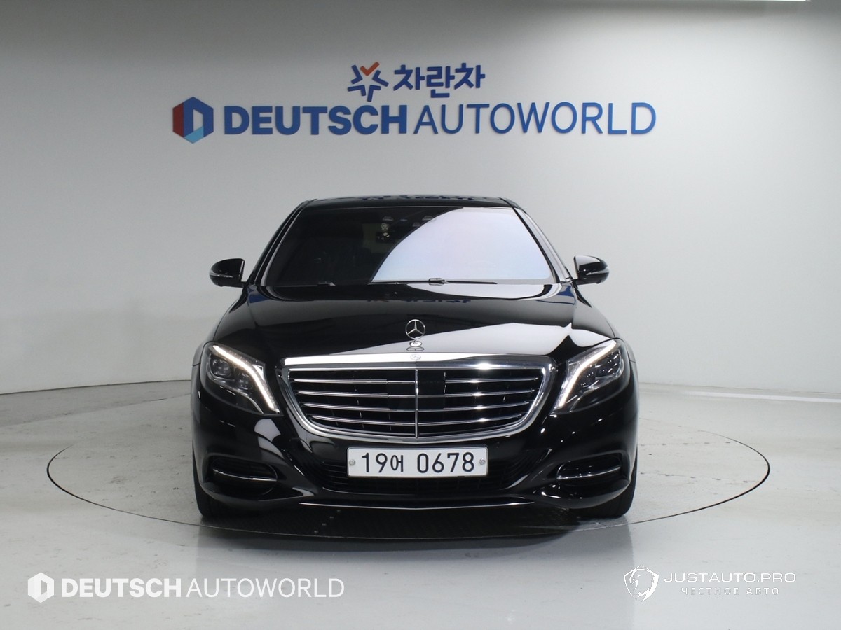Автомобиль Mercedes-Benz S-Class