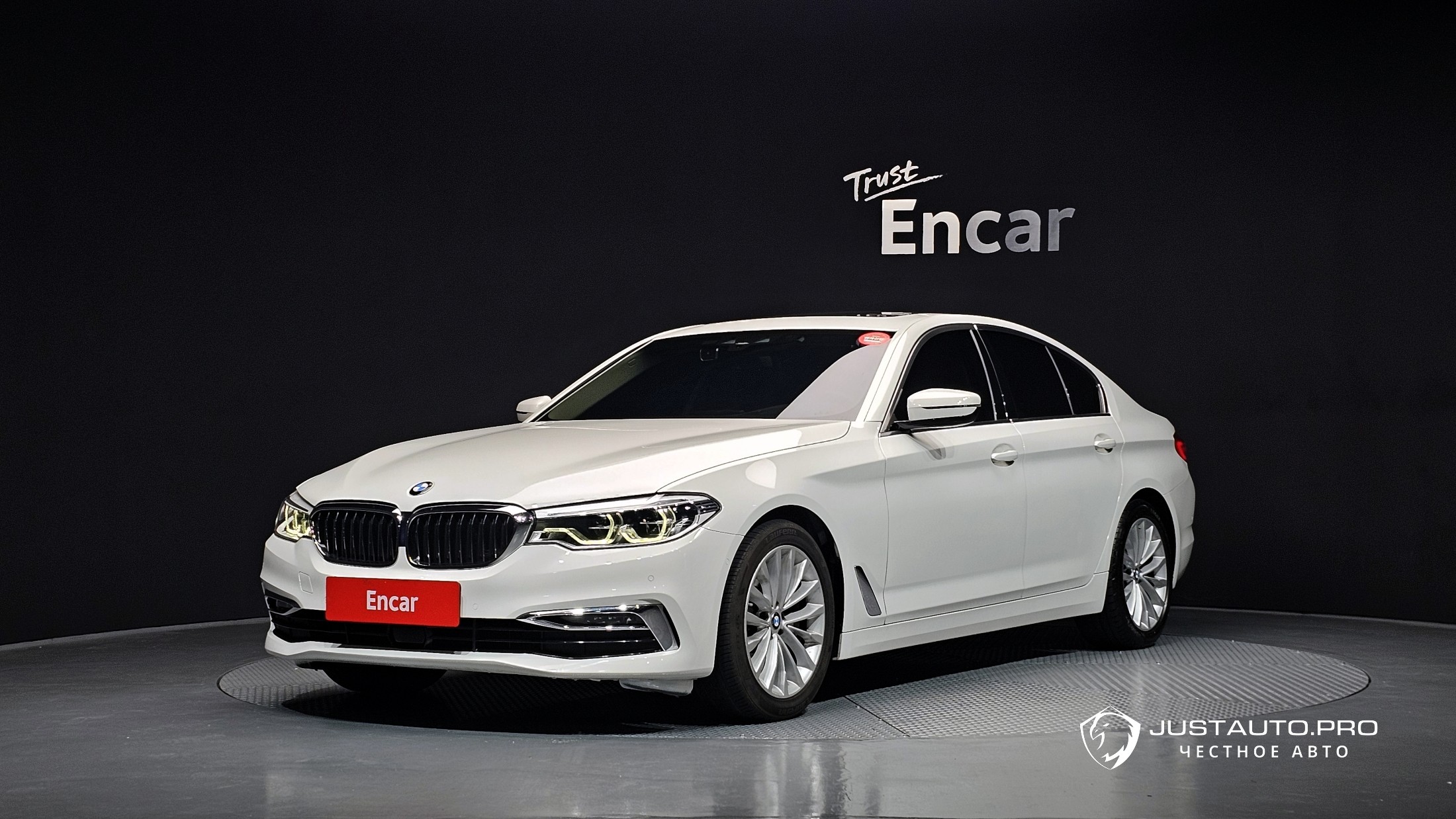 Автомобиль BMW 5-Series