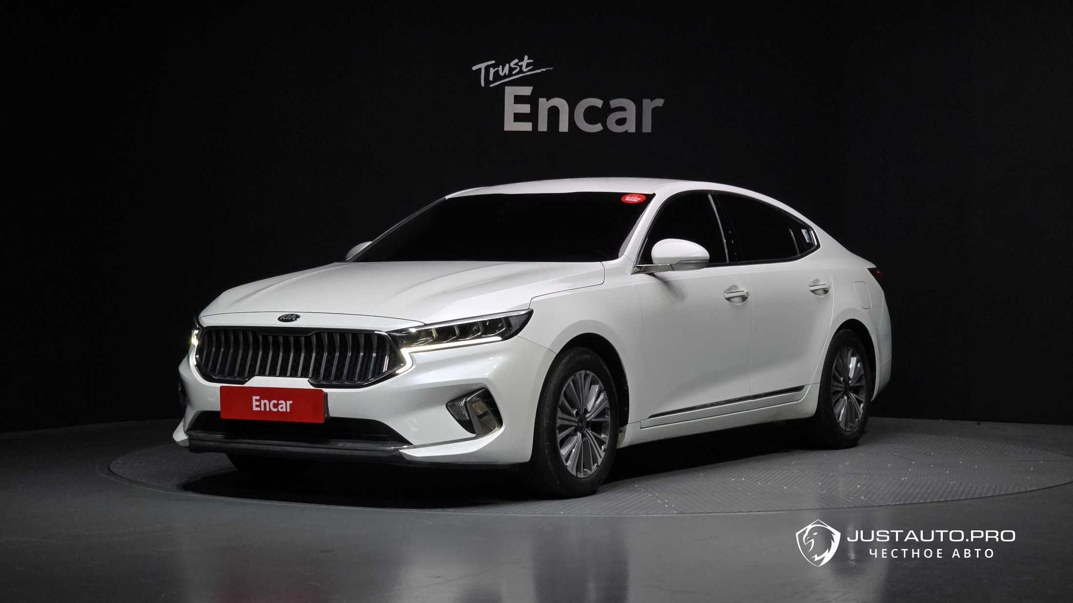 Автомобиль Kia K7