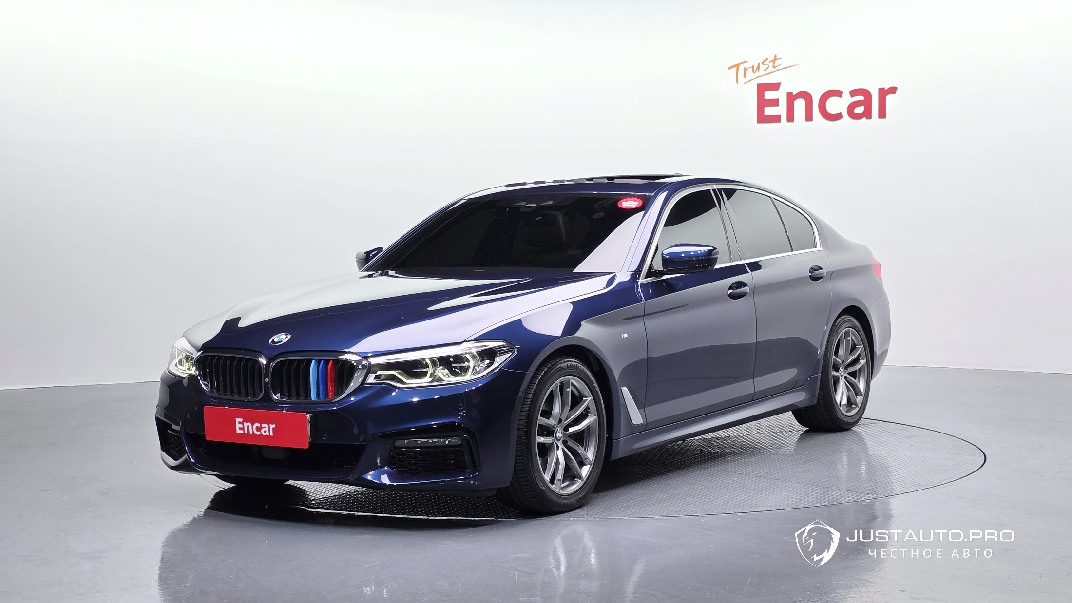 Автомобиль BMW 5-Series