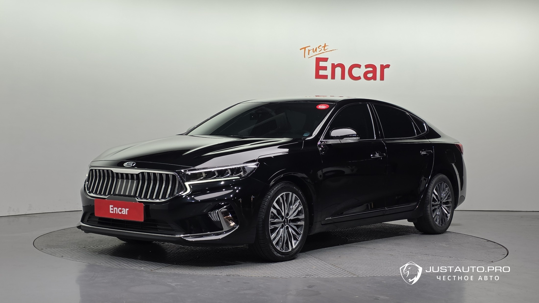 Автомобиль Kia K7