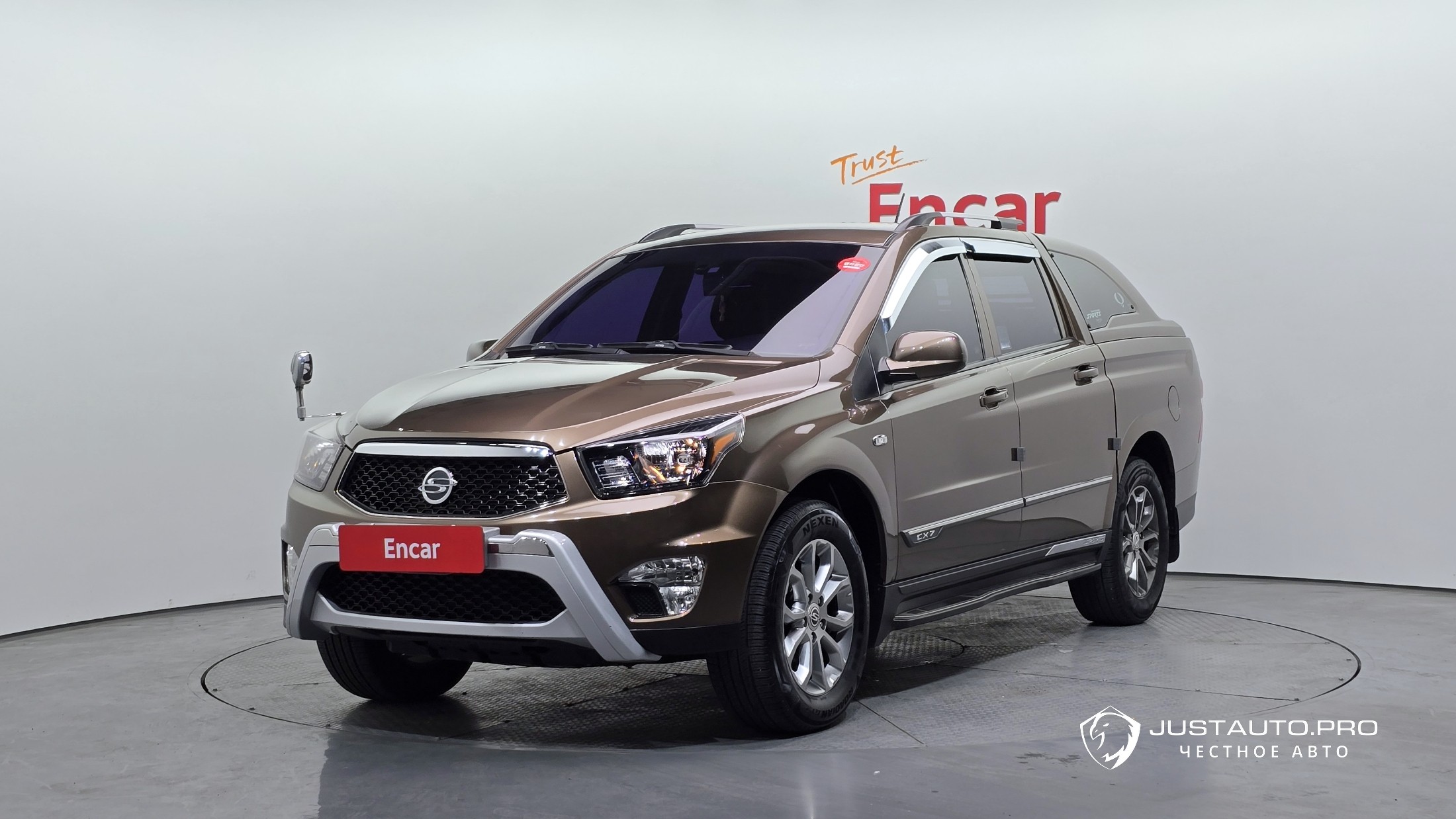 Автомобиль KG_Mobility_Ssangyong KORANDO