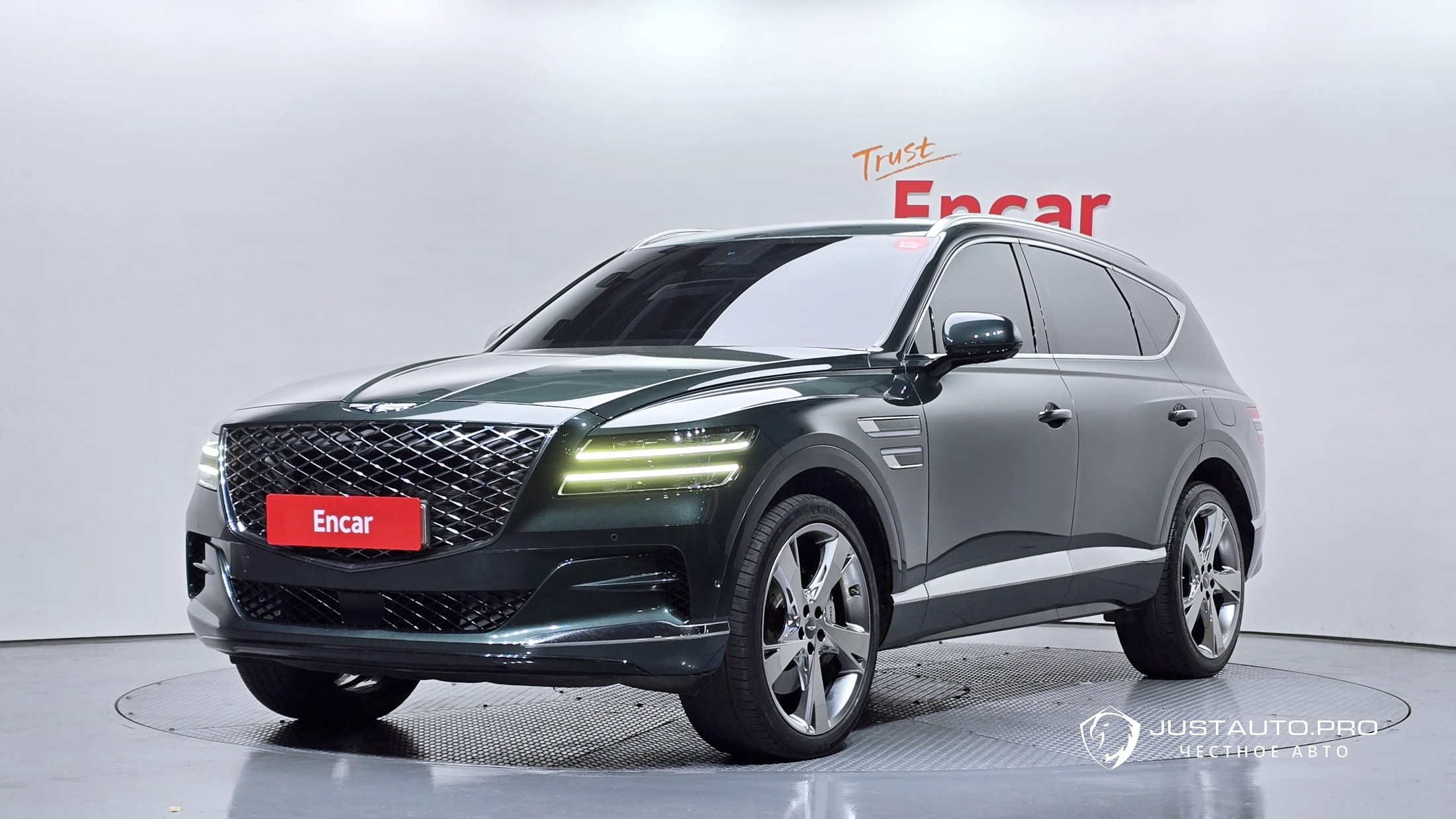Автомобиль Genesis GV80