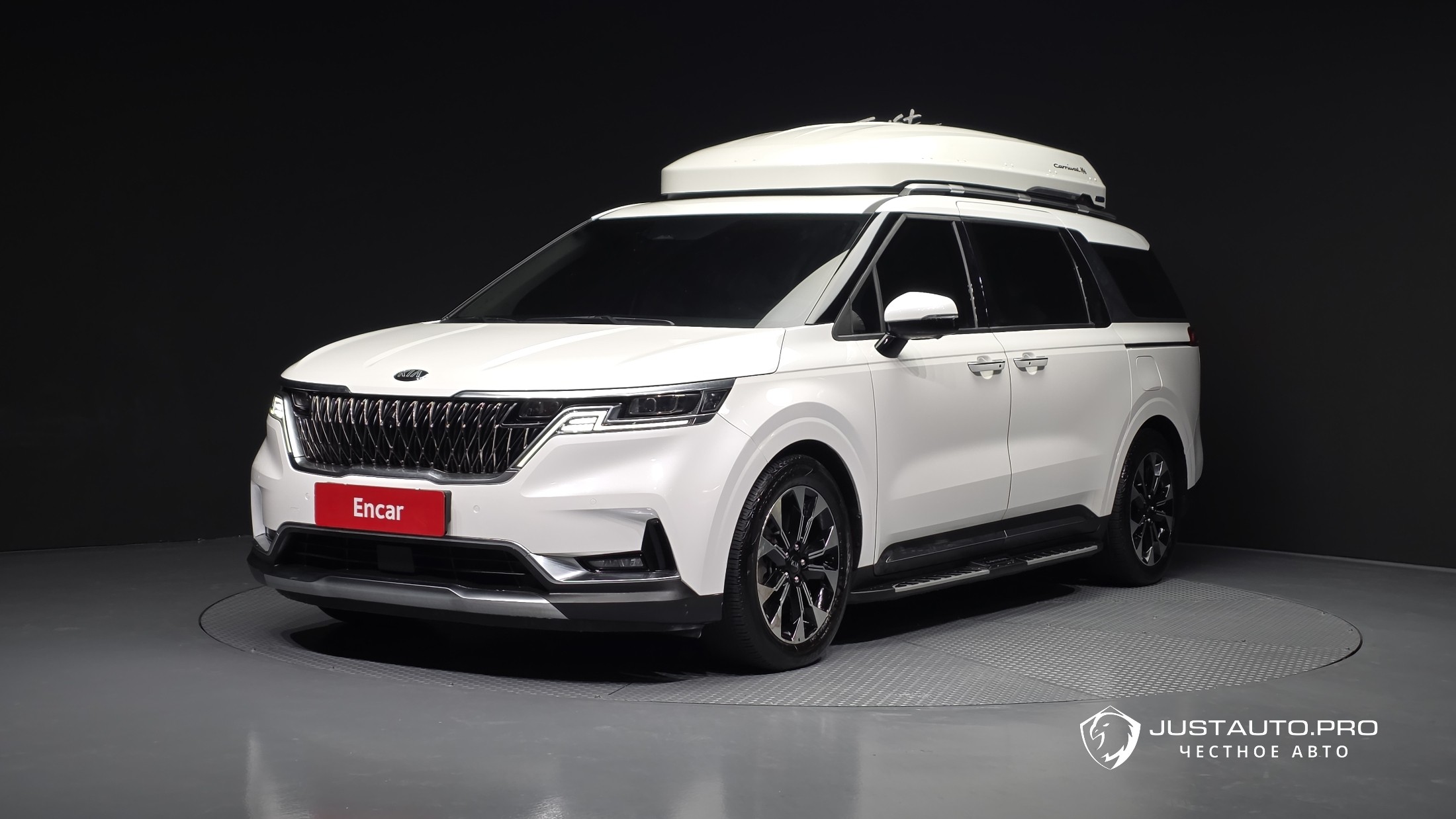 Автомобиль Kia Canival