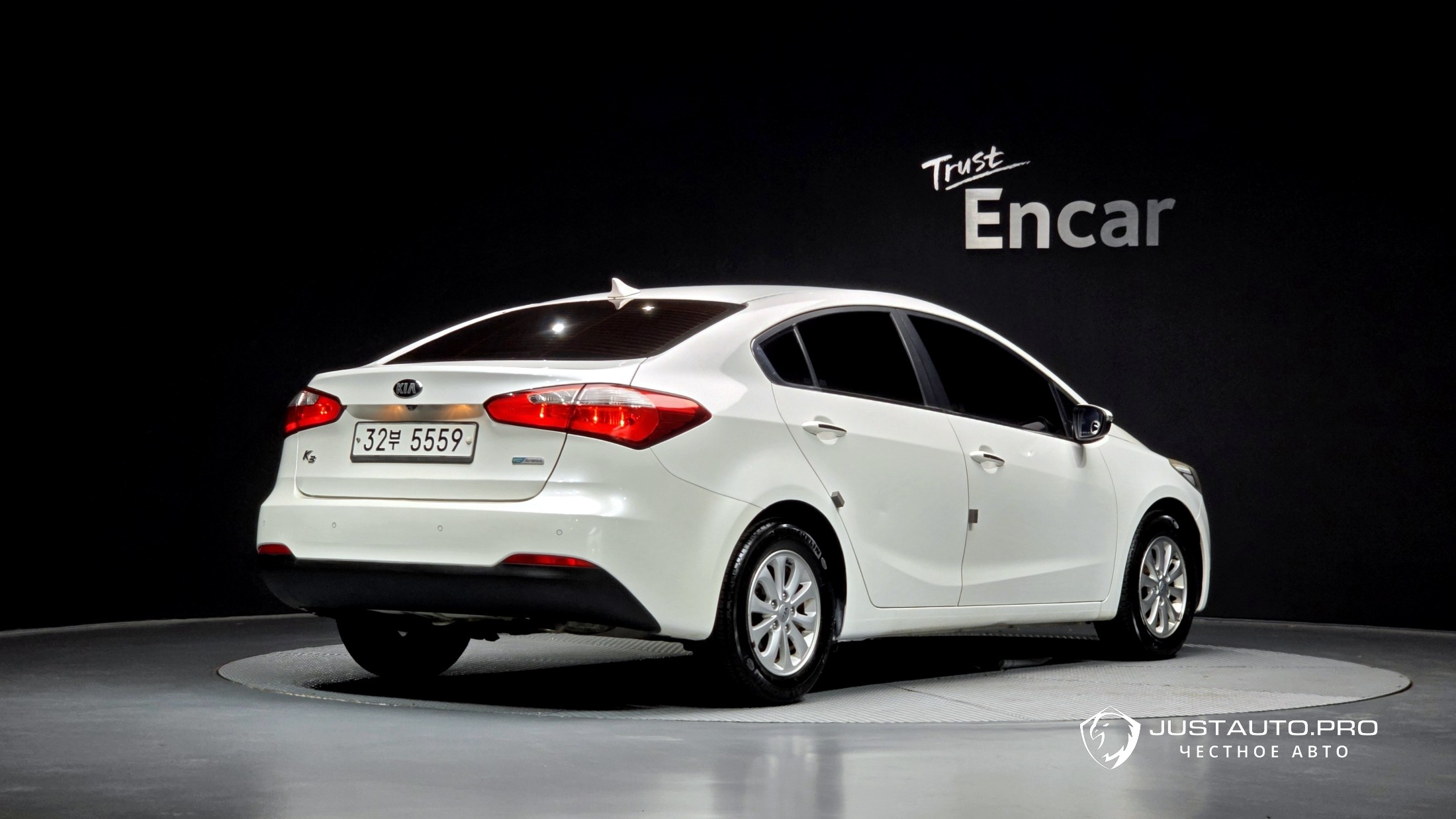 Автомобиль Kia K3