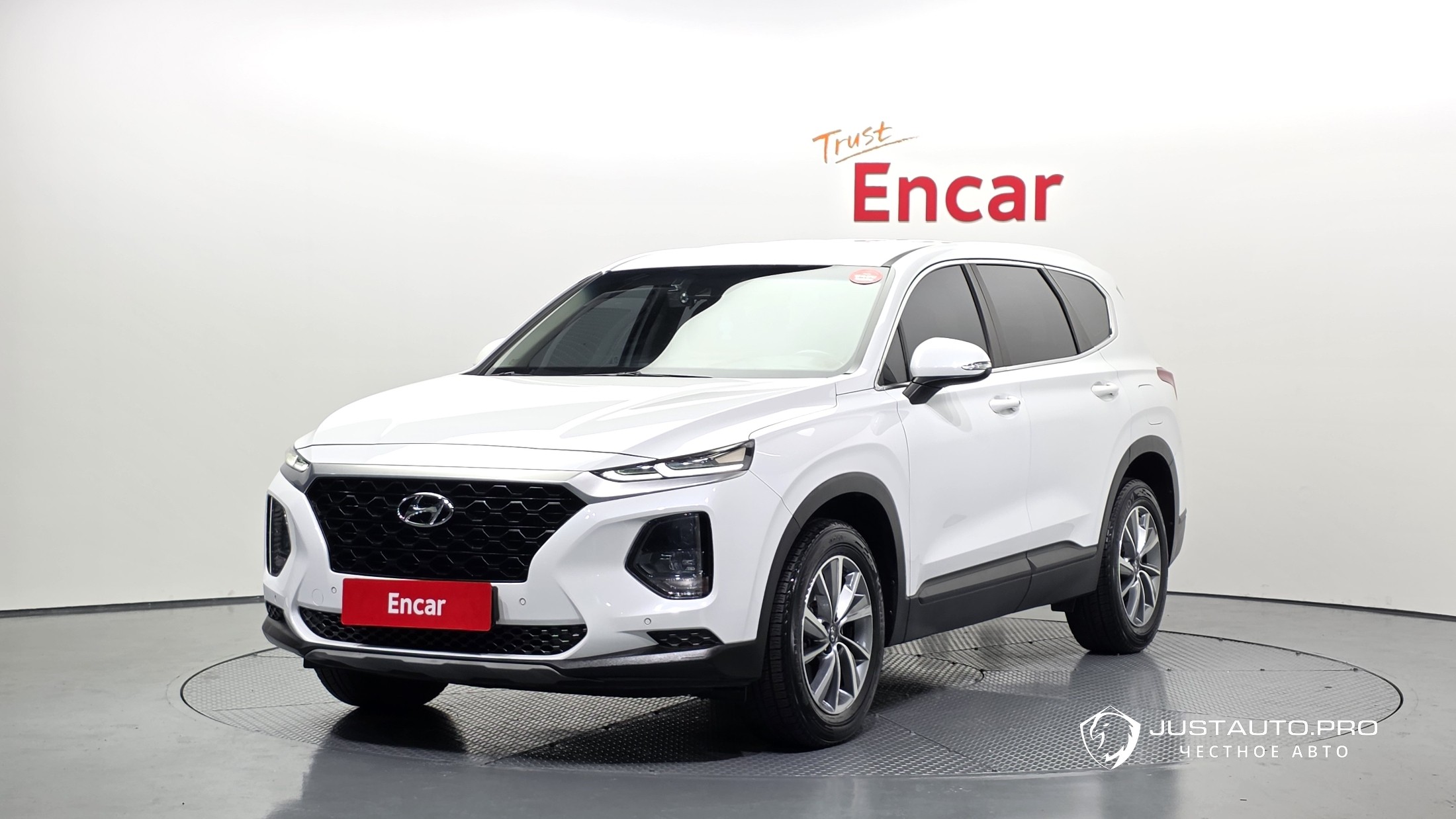 Автомобиль Hyundai Santafe