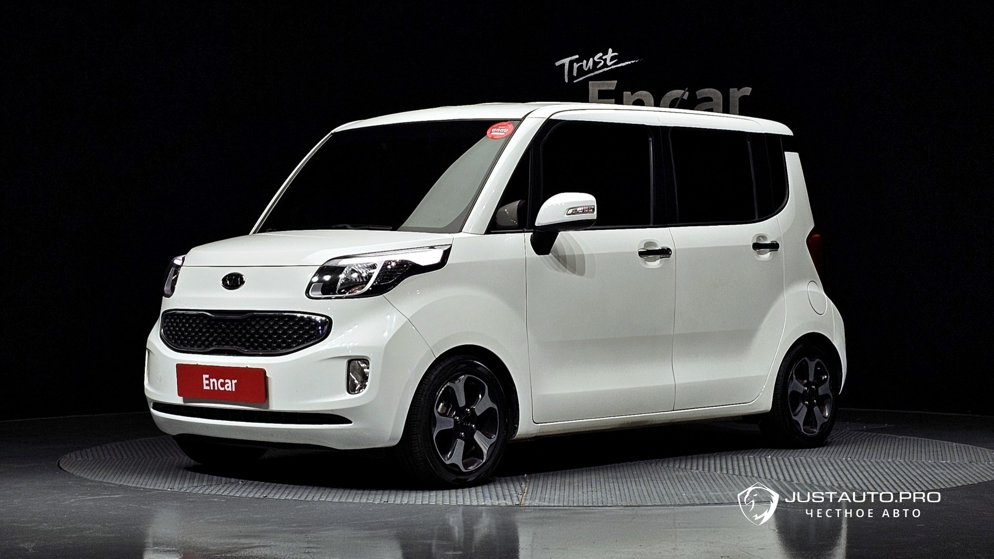 Автомобиль Kia RAY