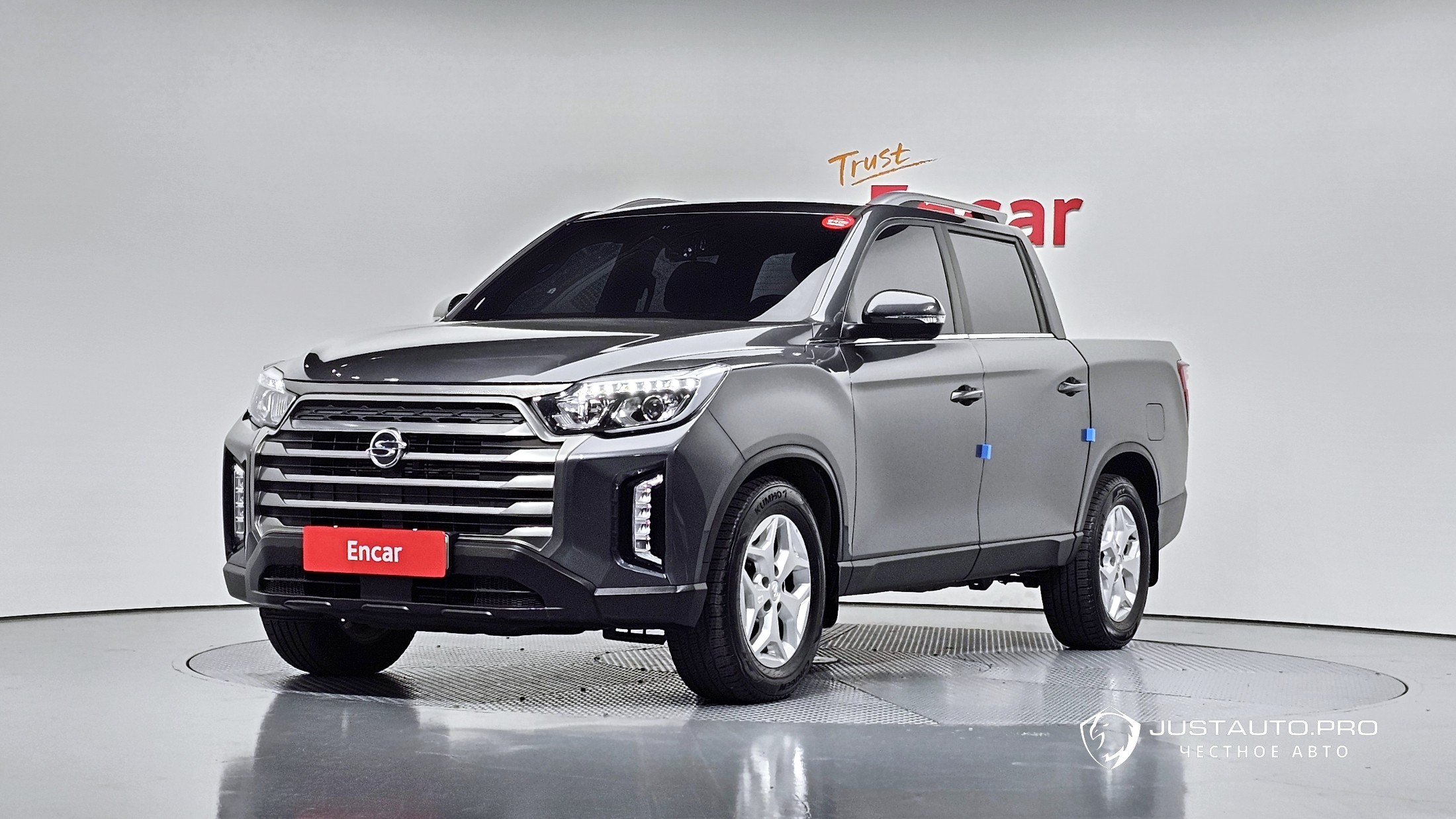Автомобиль KG_Mobility_Ssangyong Rexton