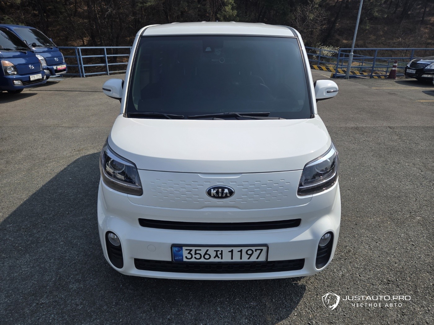 Автомобиль Kia RAY