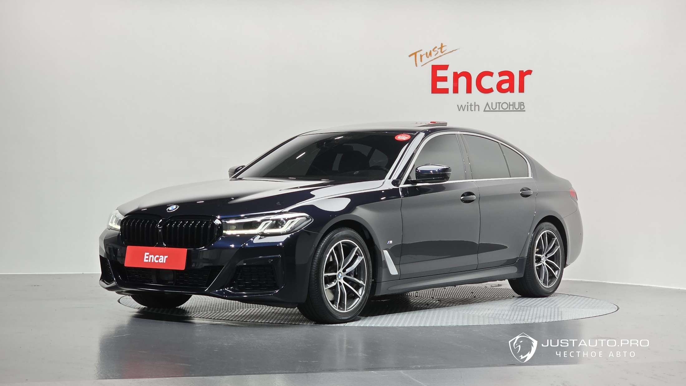 Автомобиль BMW 5-Series