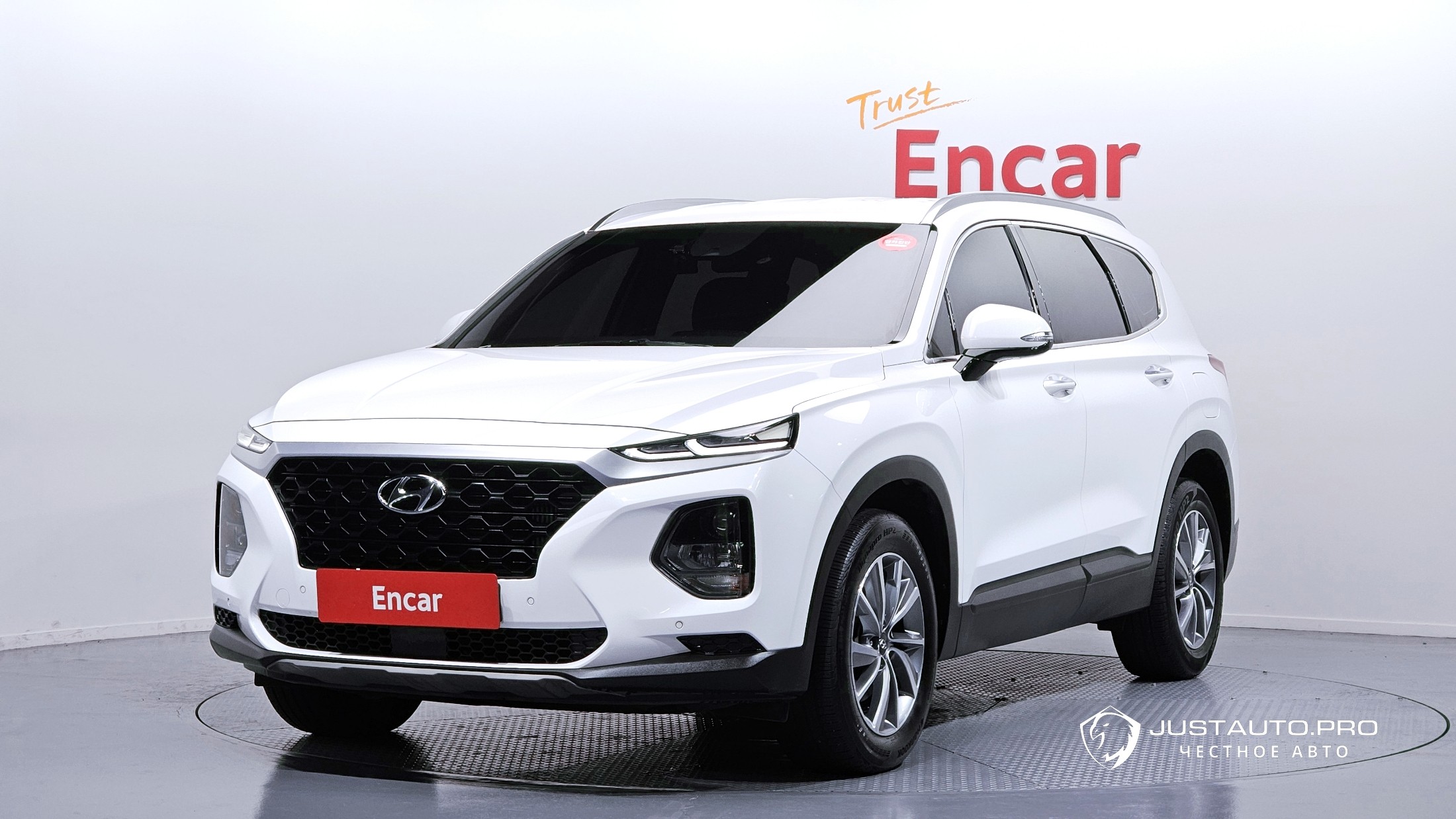 Автомобиль Hyundai Santafe