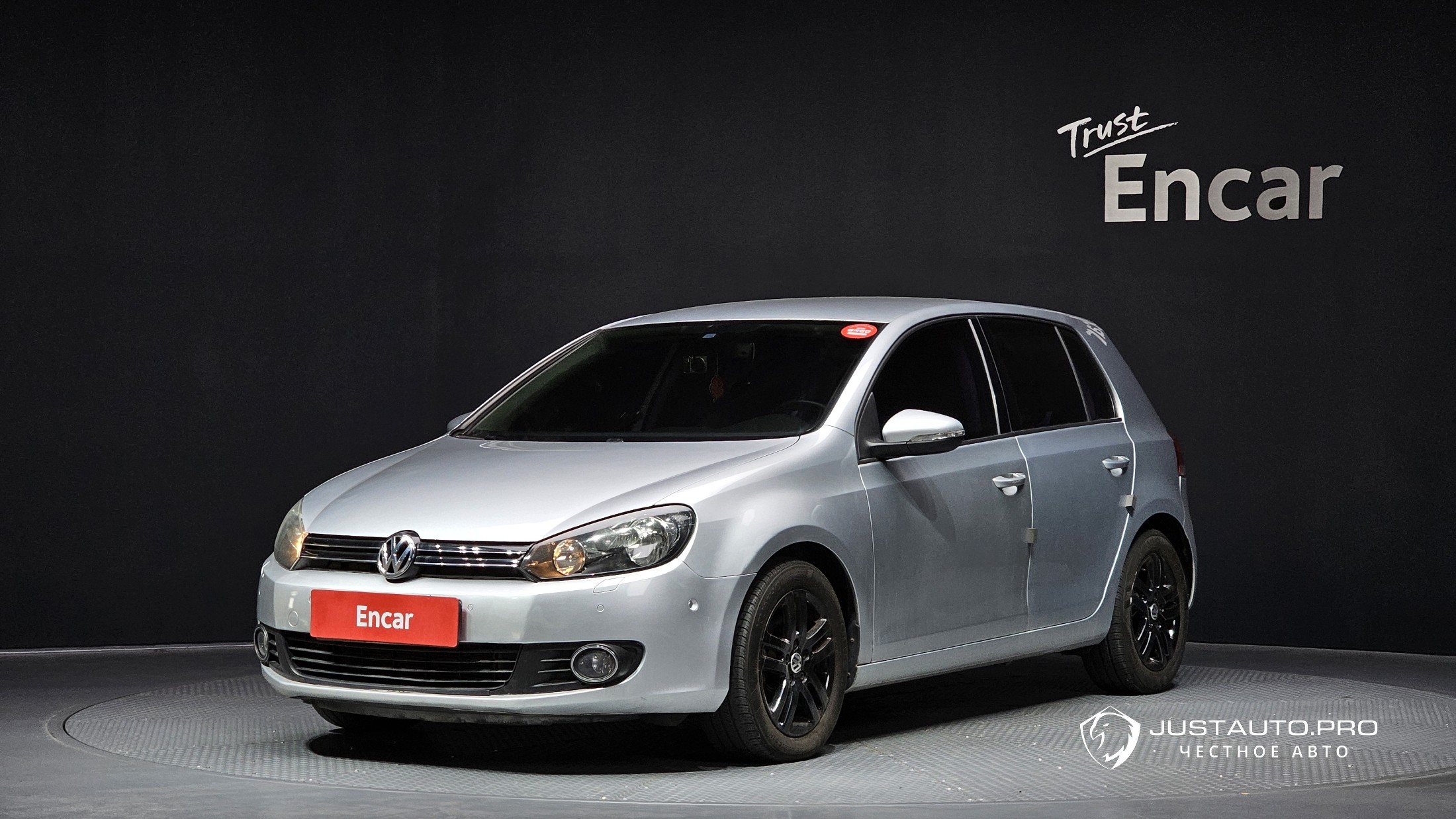 Автомобиль Volkswagen Golf
