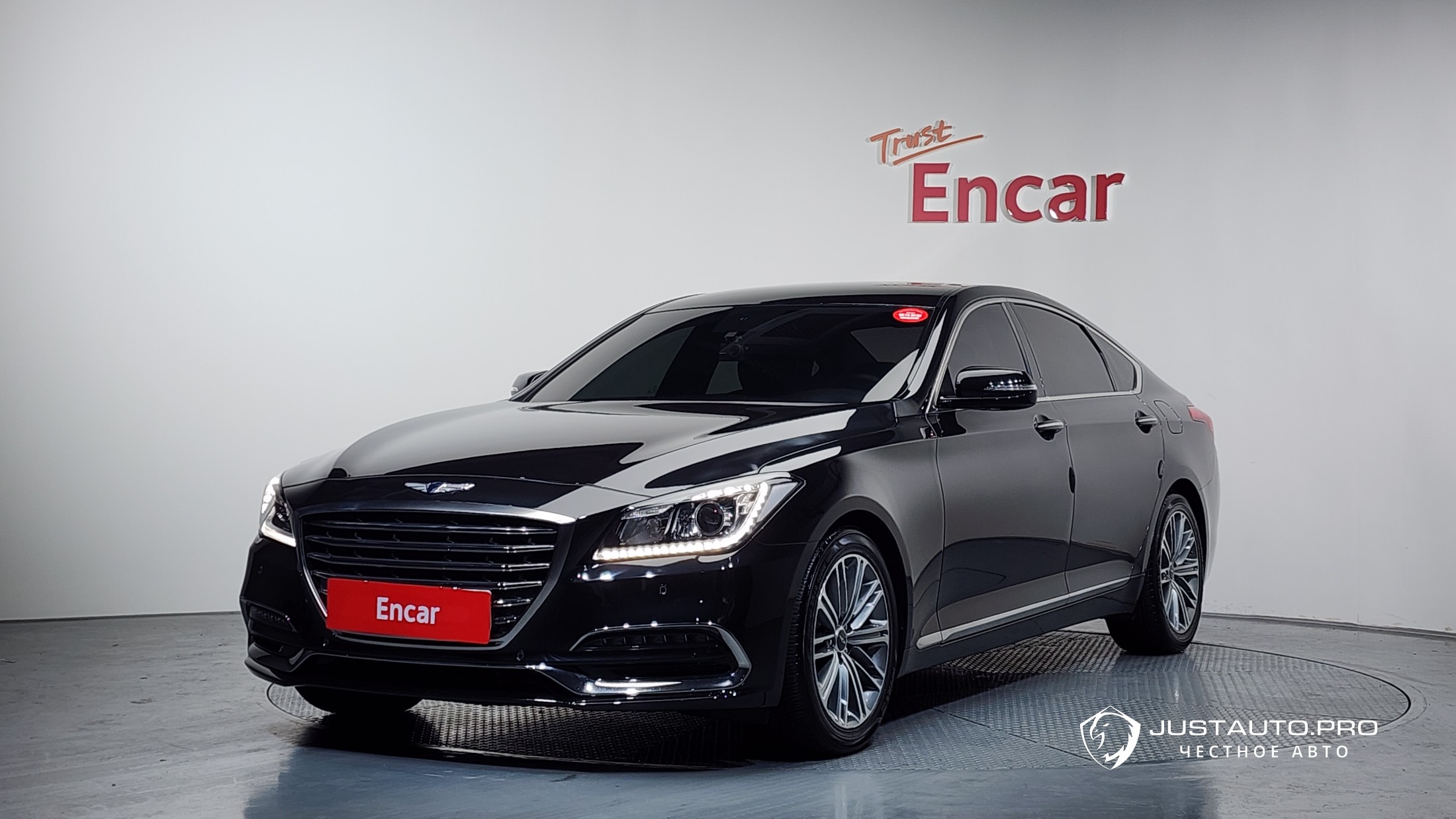 Автомобиль Genesis G80