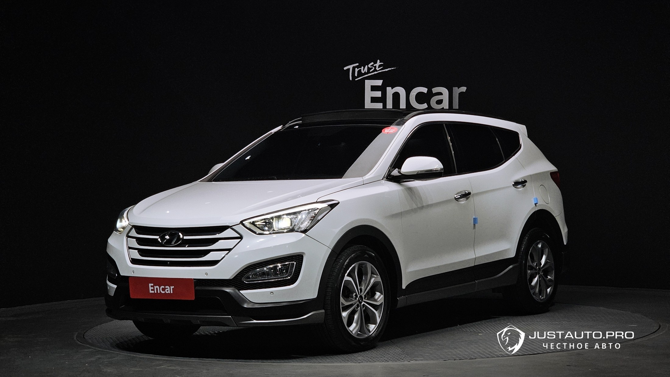 Автомобиль Hyundai Santafe