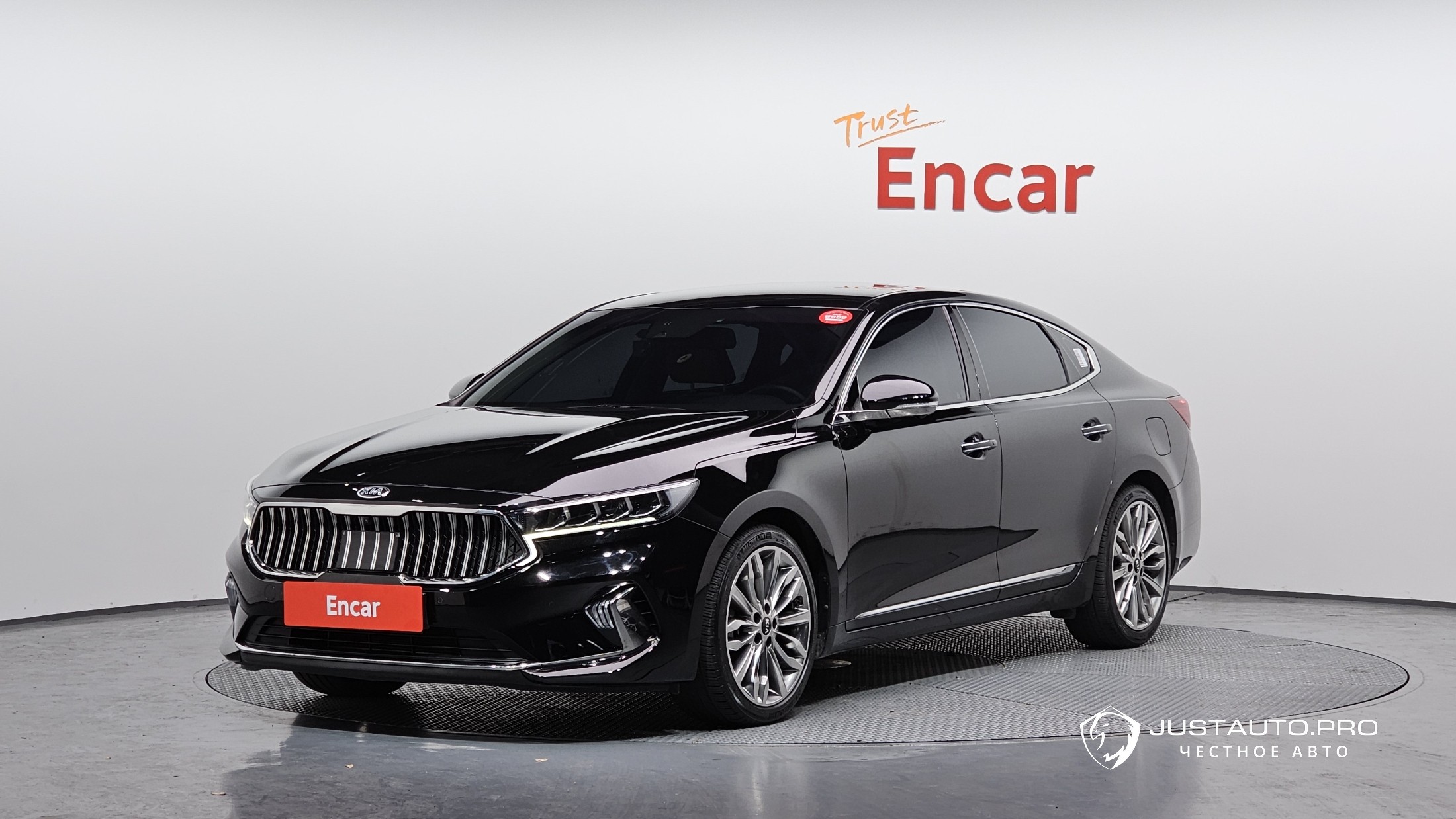 Автомобиль Kia K7