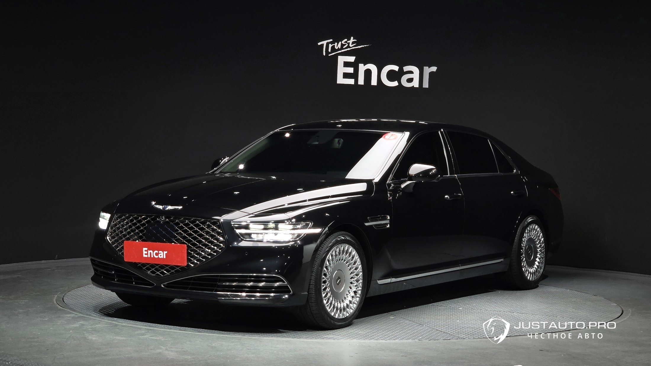 Автомобиль Genesis G90