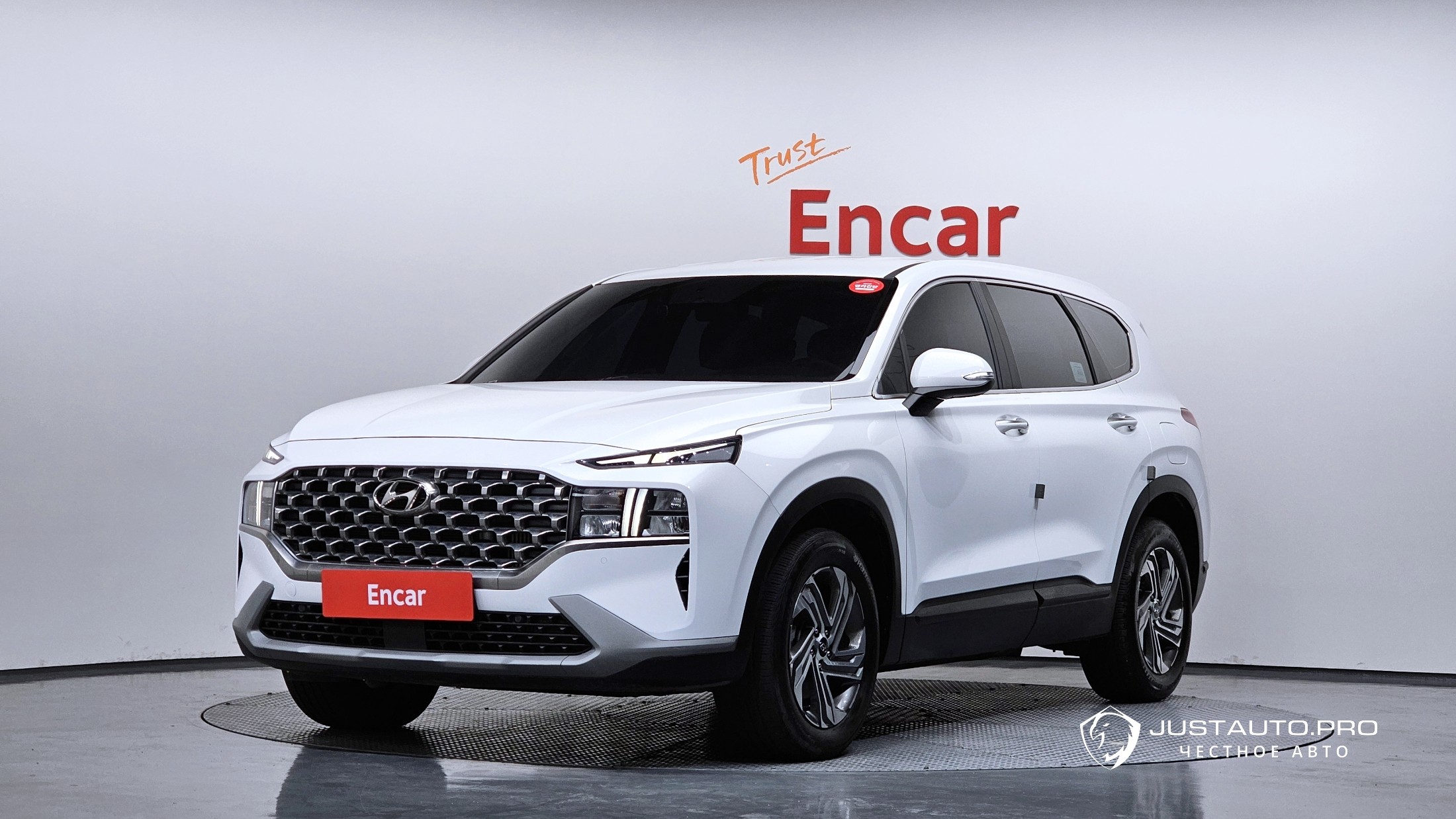 Автомобиль Hyundai Santafe
