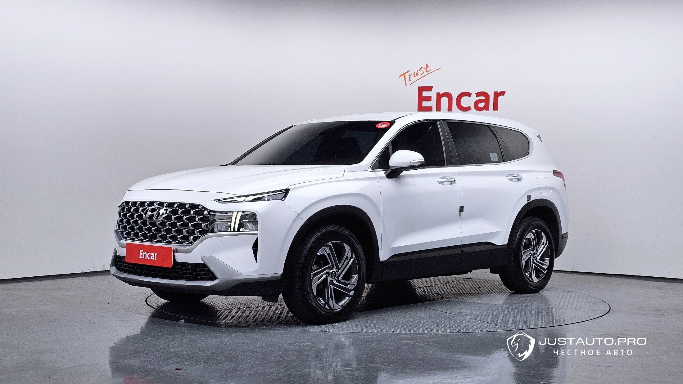 Автомобиль Hyundai Santafe
