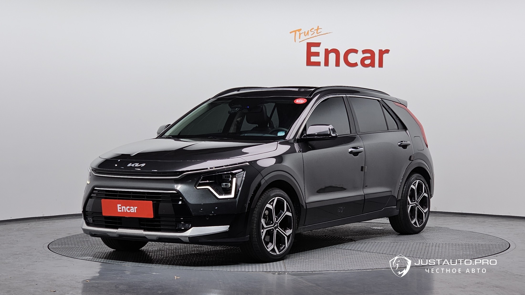 Автомобиль Kia Niro
