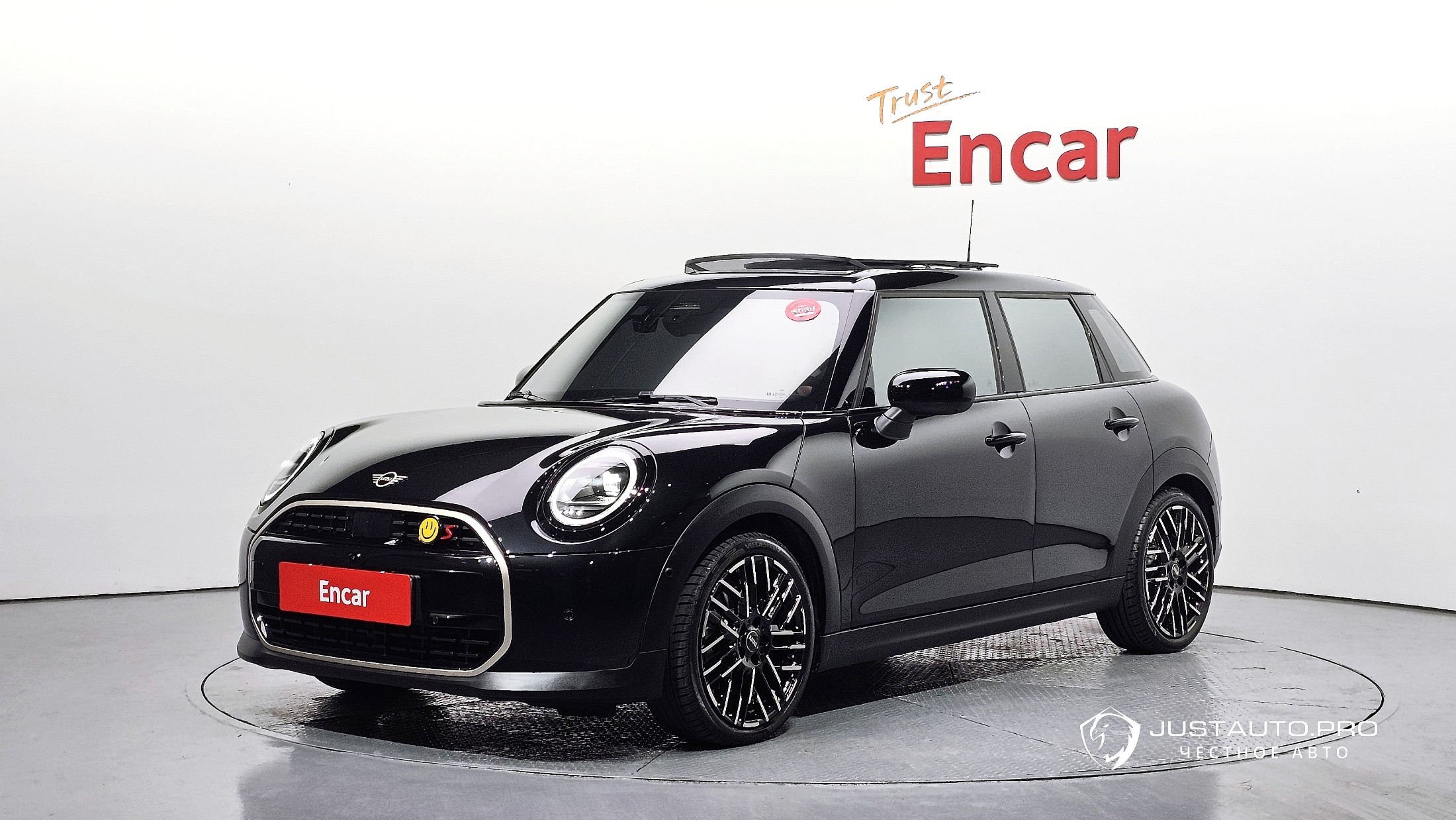 Автомобиль Mini Cooper
