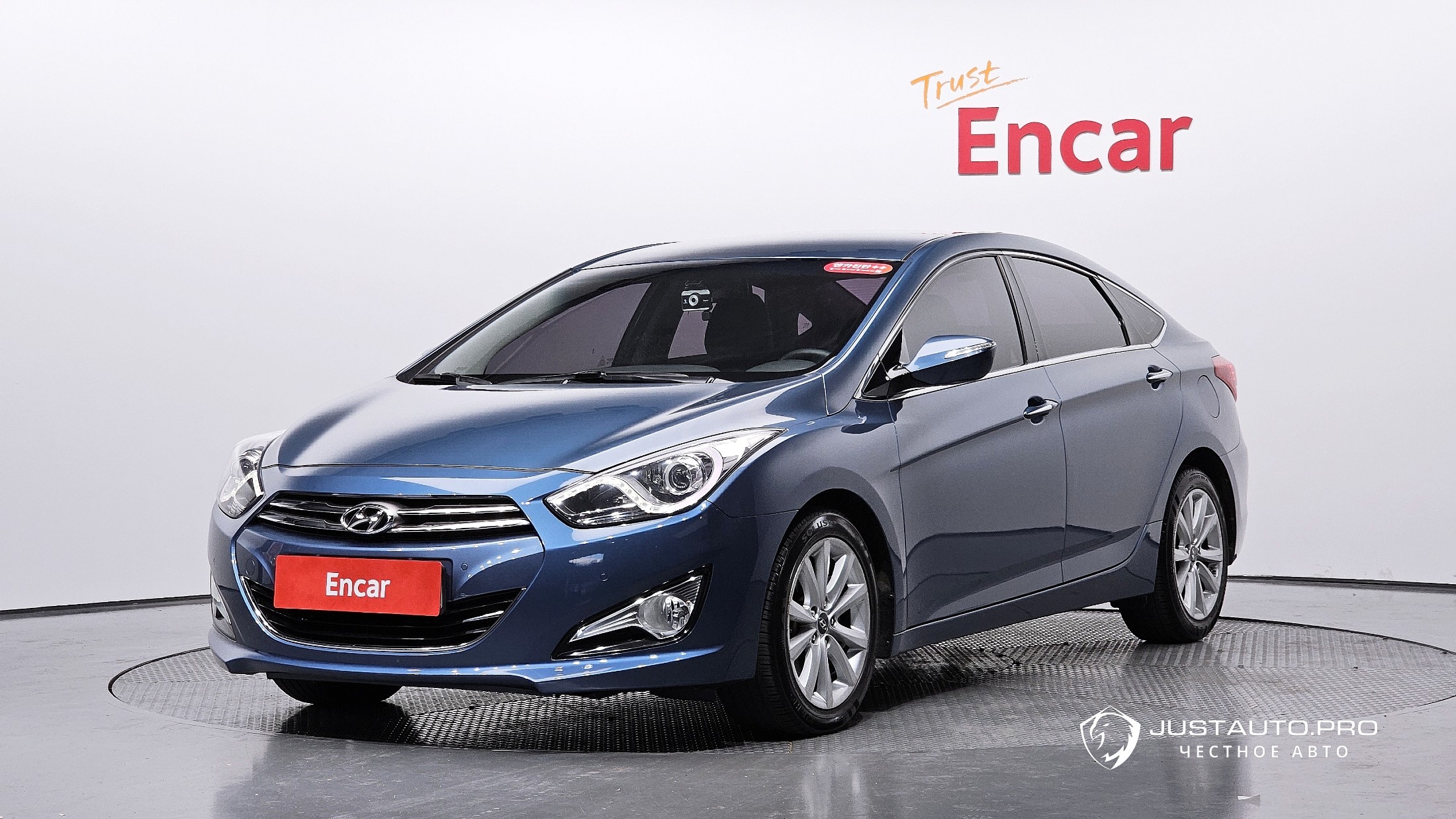 Автомобиль Hyundai i40
